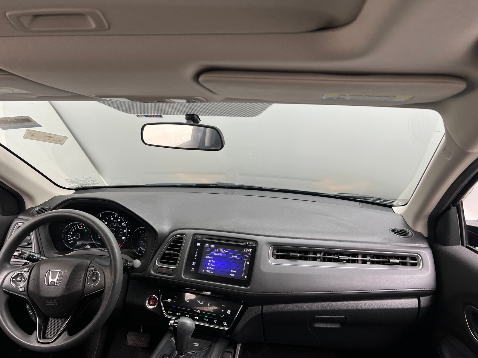 Thumbnail: 2017 Honda HR-V - 3