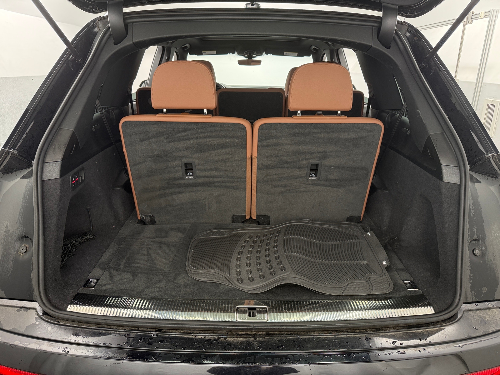 Thumbnail: 2021 Audi Q7 - 6