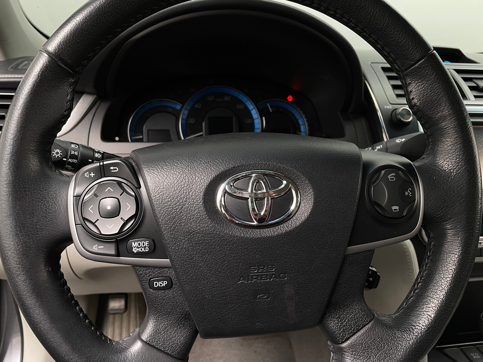 Thumbnail: 2014 Toyota Camry - 5