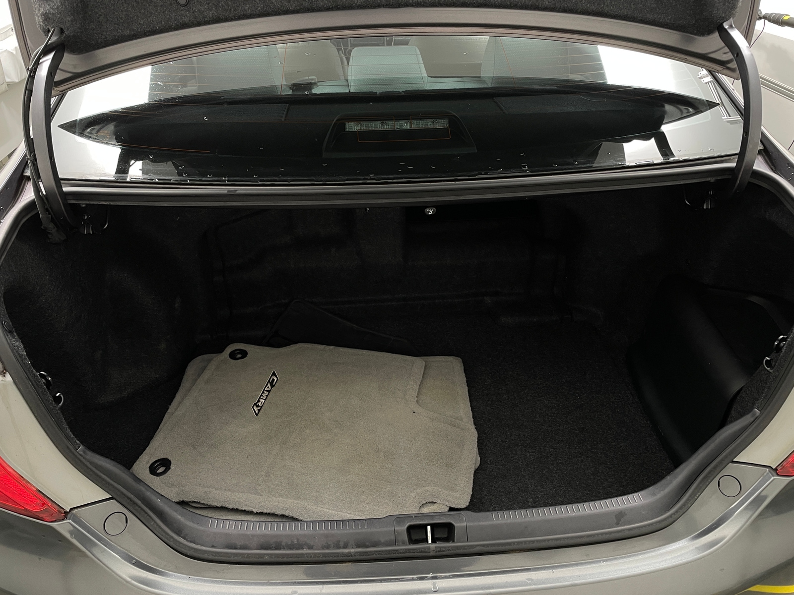 Thumbnail: 2014 Toyota Camry - 7