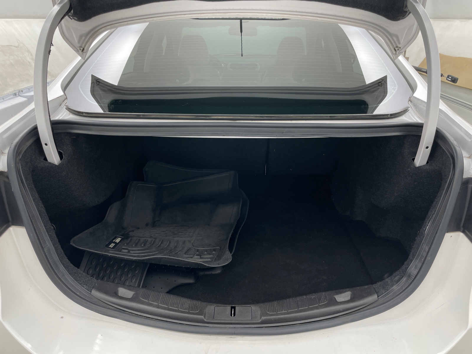 Thumbnail: 2016 Ford Fusion - 6