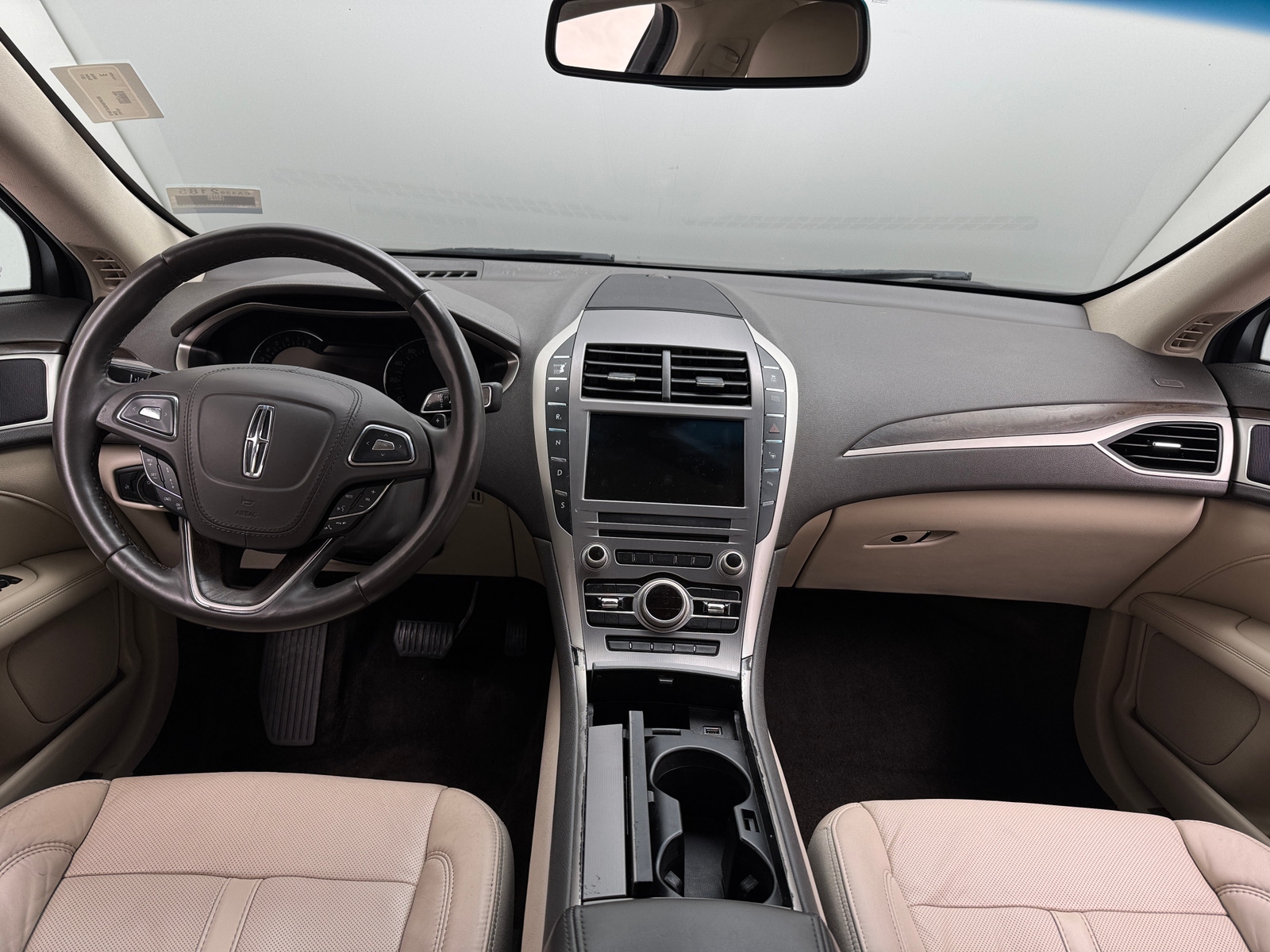 Thumbnail: 2017 Lincoln MKZ - 2