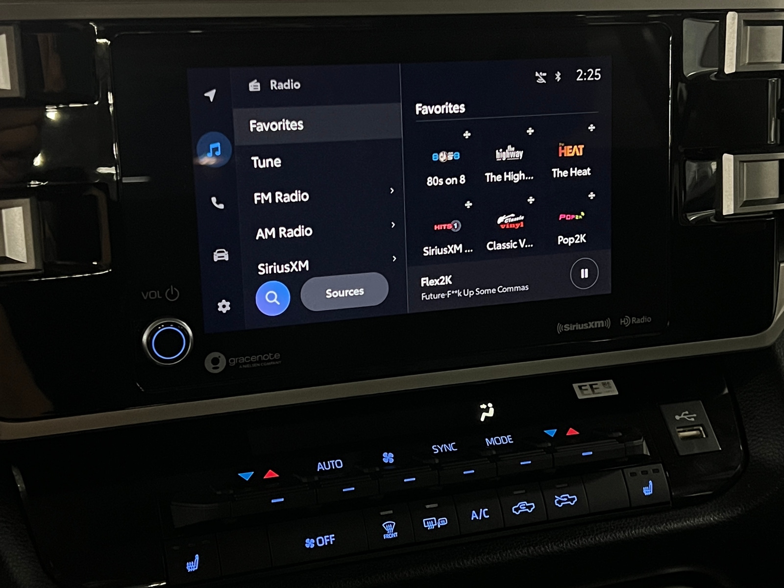 Thumbnail: 2024 Toyota Tundra - 3