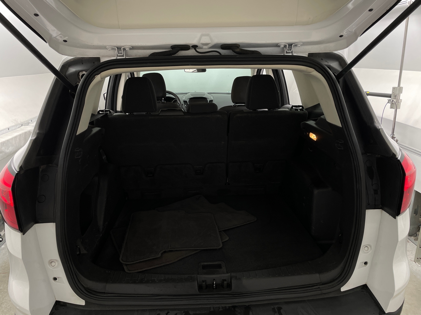 Thumbnail: 2019 Ford Escape - 7