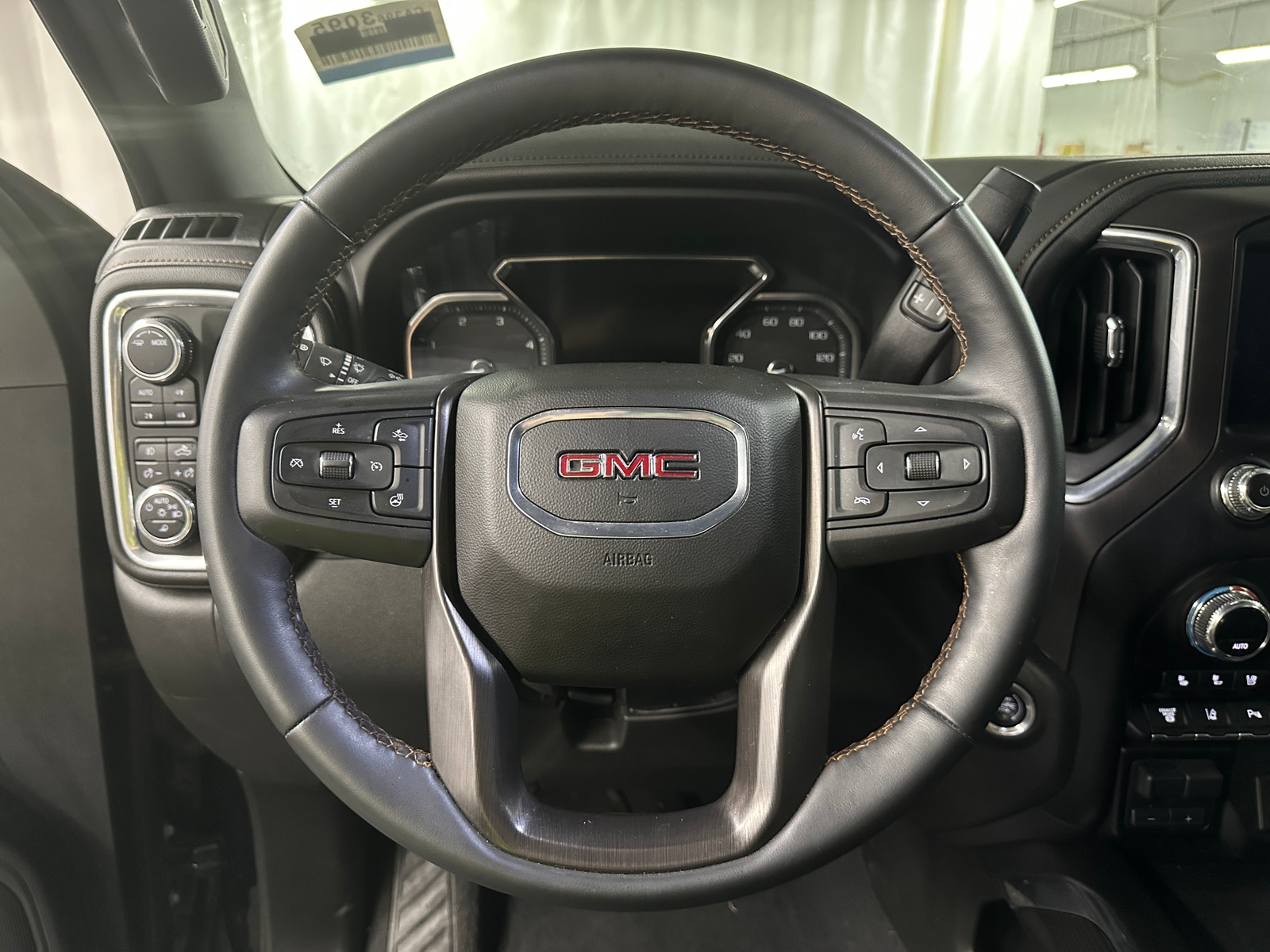 Thumbnail: 2023 GMC Sierra 2500 - 4