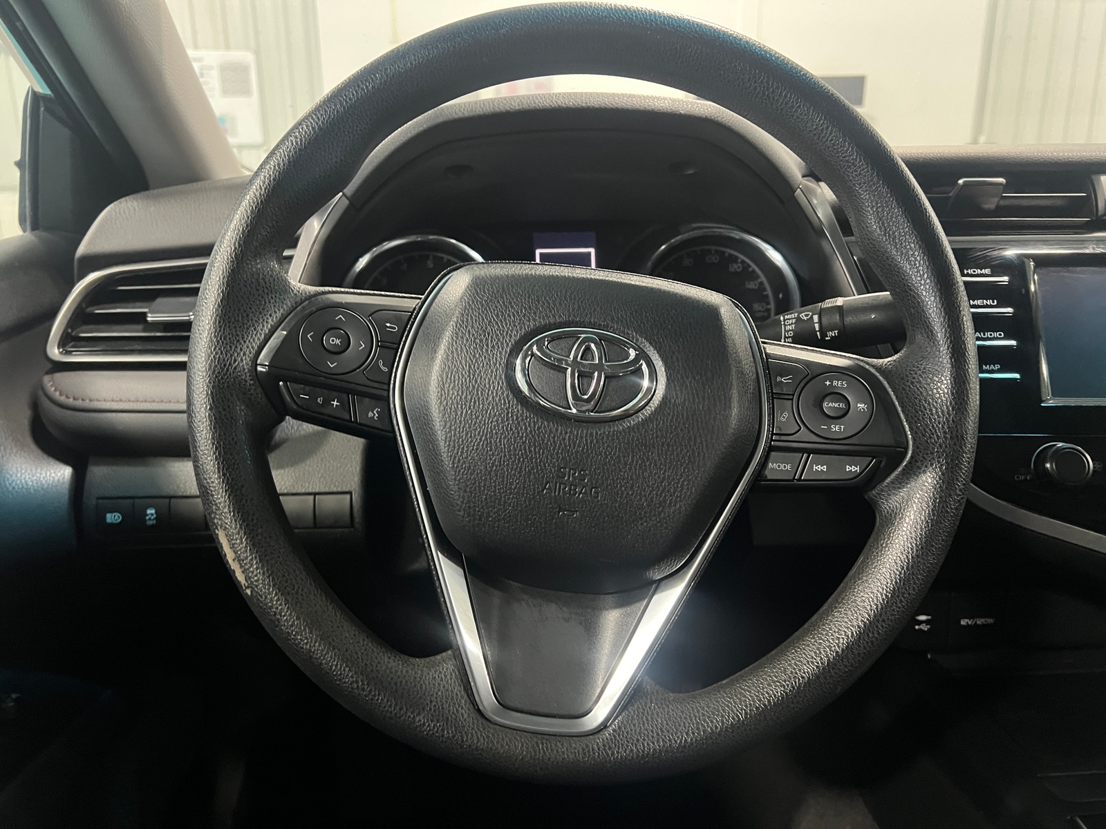 Thumbnail: 2019 Toyota Camry - 5