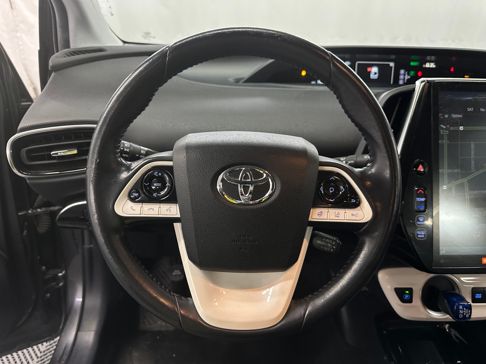 Thumbnail: 2018 Toyota Prius Prime - 4