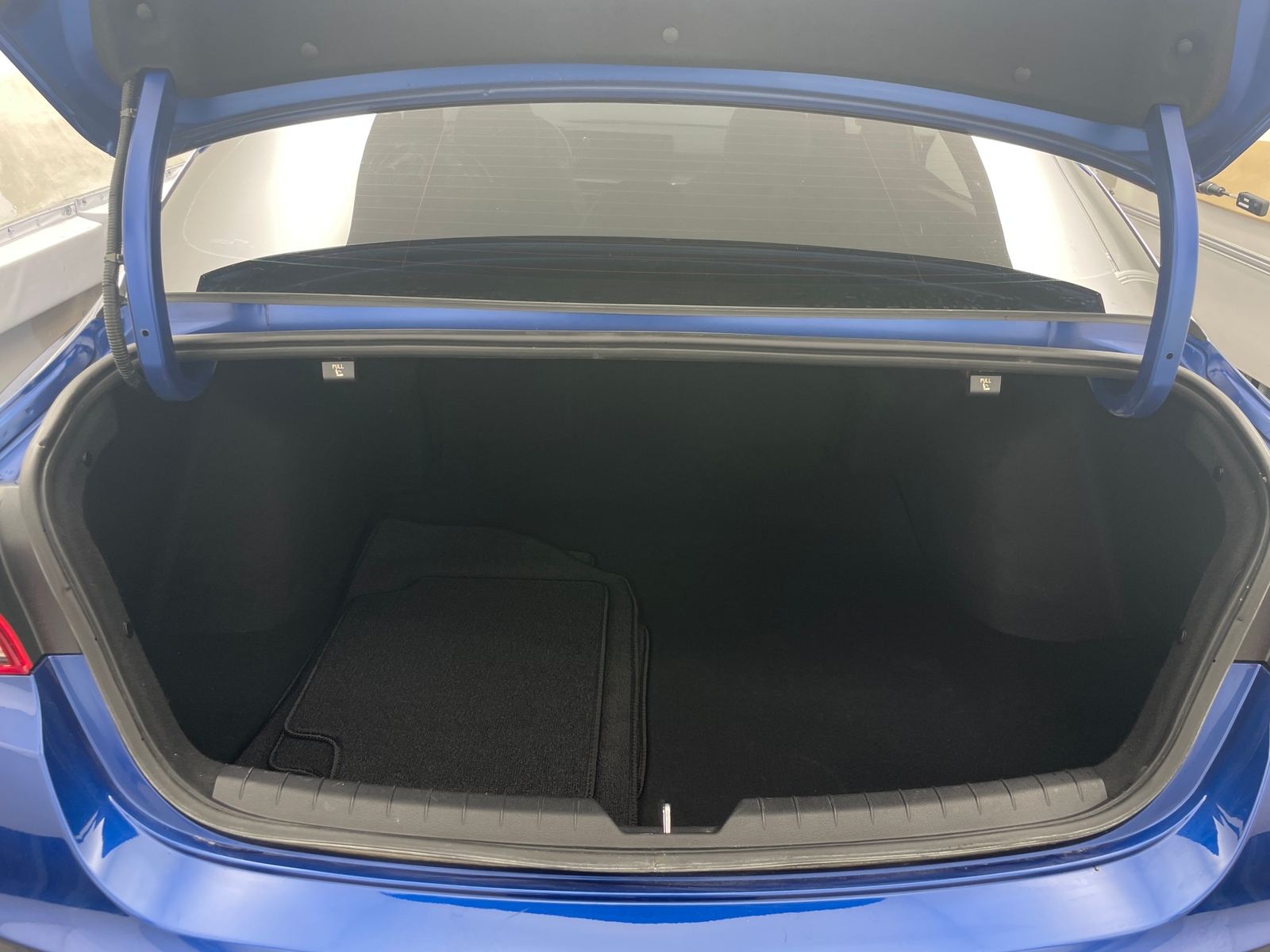 Thumbnail: 2023 Kia K5 - 7