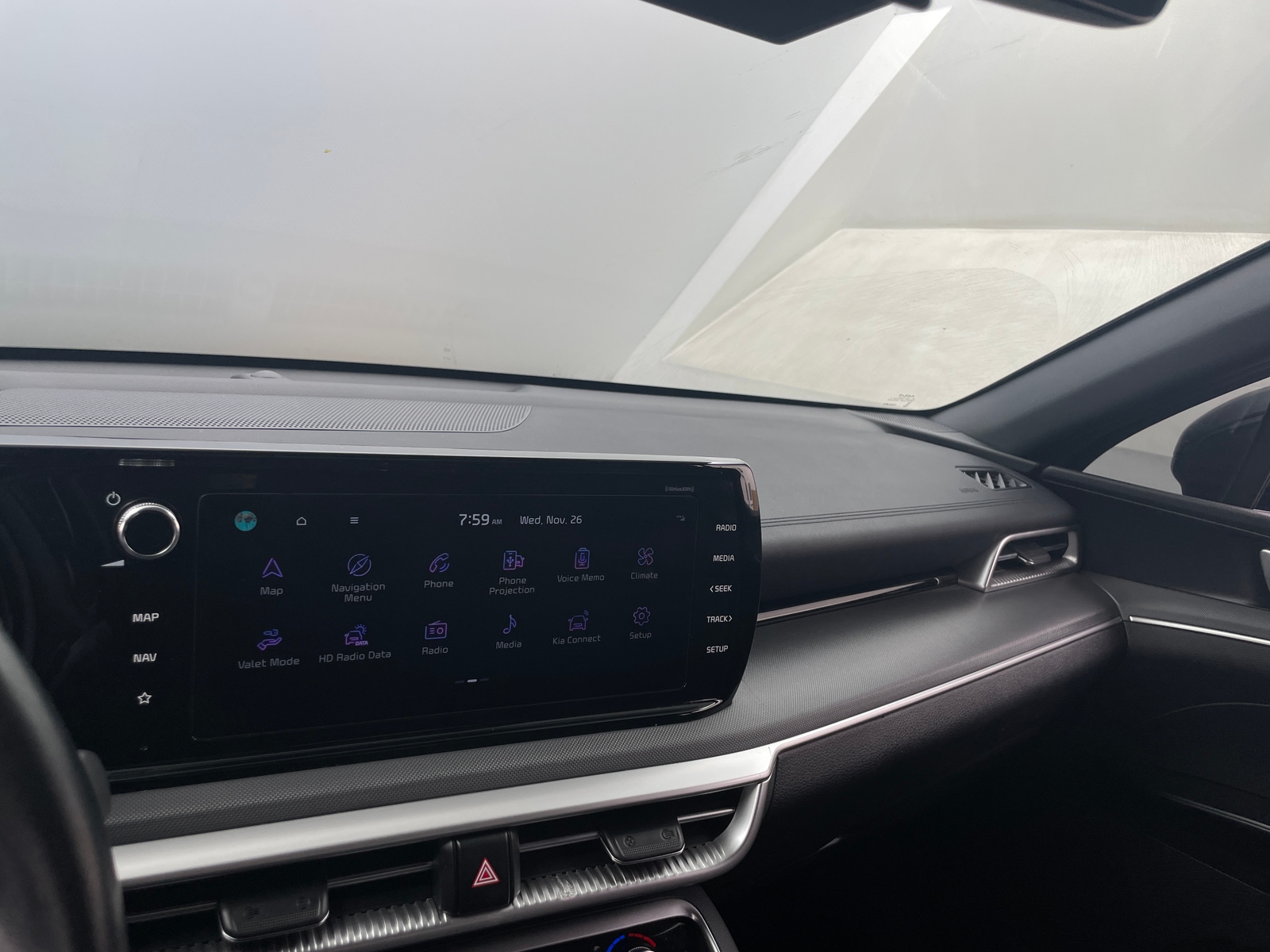 Thumbnail: 2023 Kia K5 - 4