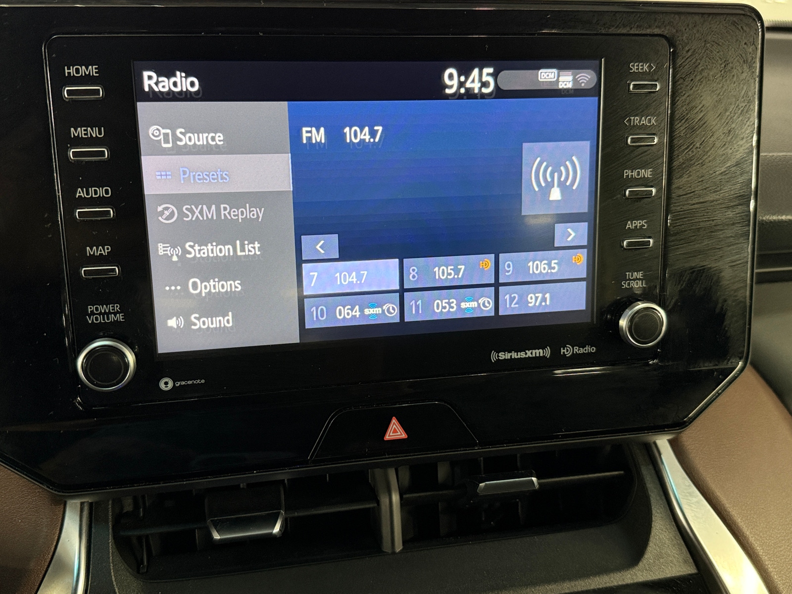 Thumbnail: 2021 Toyota Venza - 3