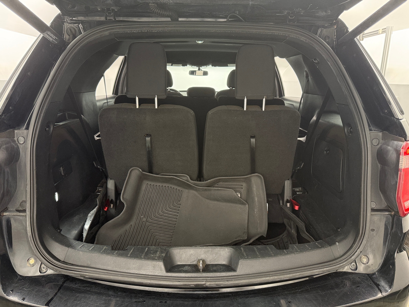 Thumbnail: 2017 Ford Explorer - 7