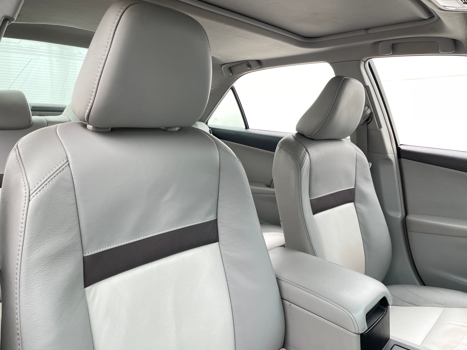 Thumbnail: 2012 Toyota Camry - 2