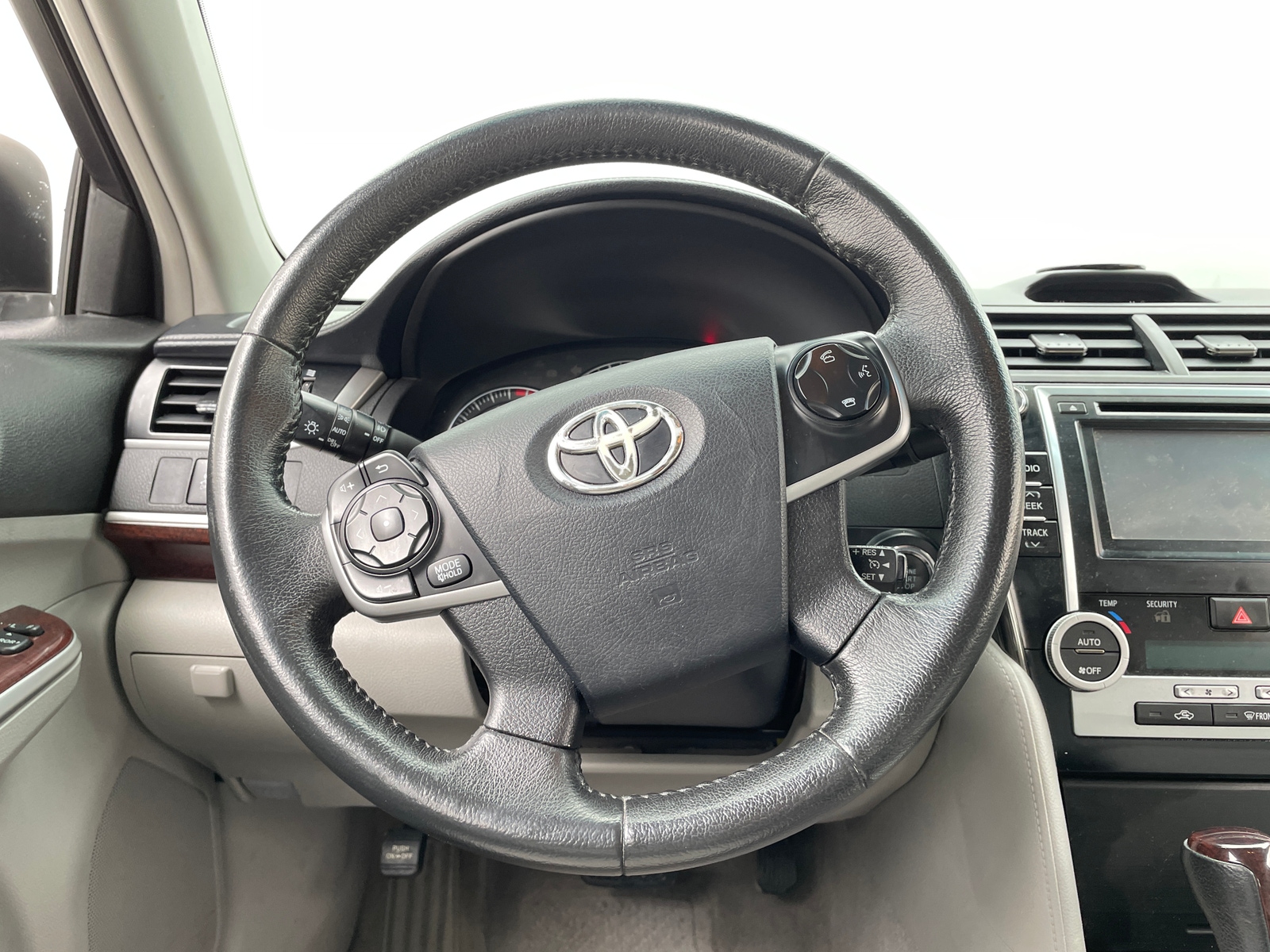 Thumbnail: 2012 Toyota Camry - 5