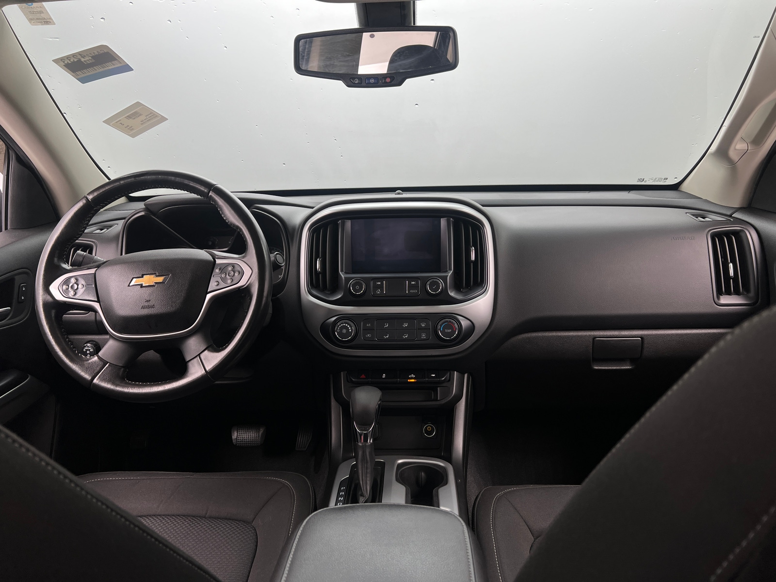 Thumbnail: 2022 Chevrolet Colorado - 3