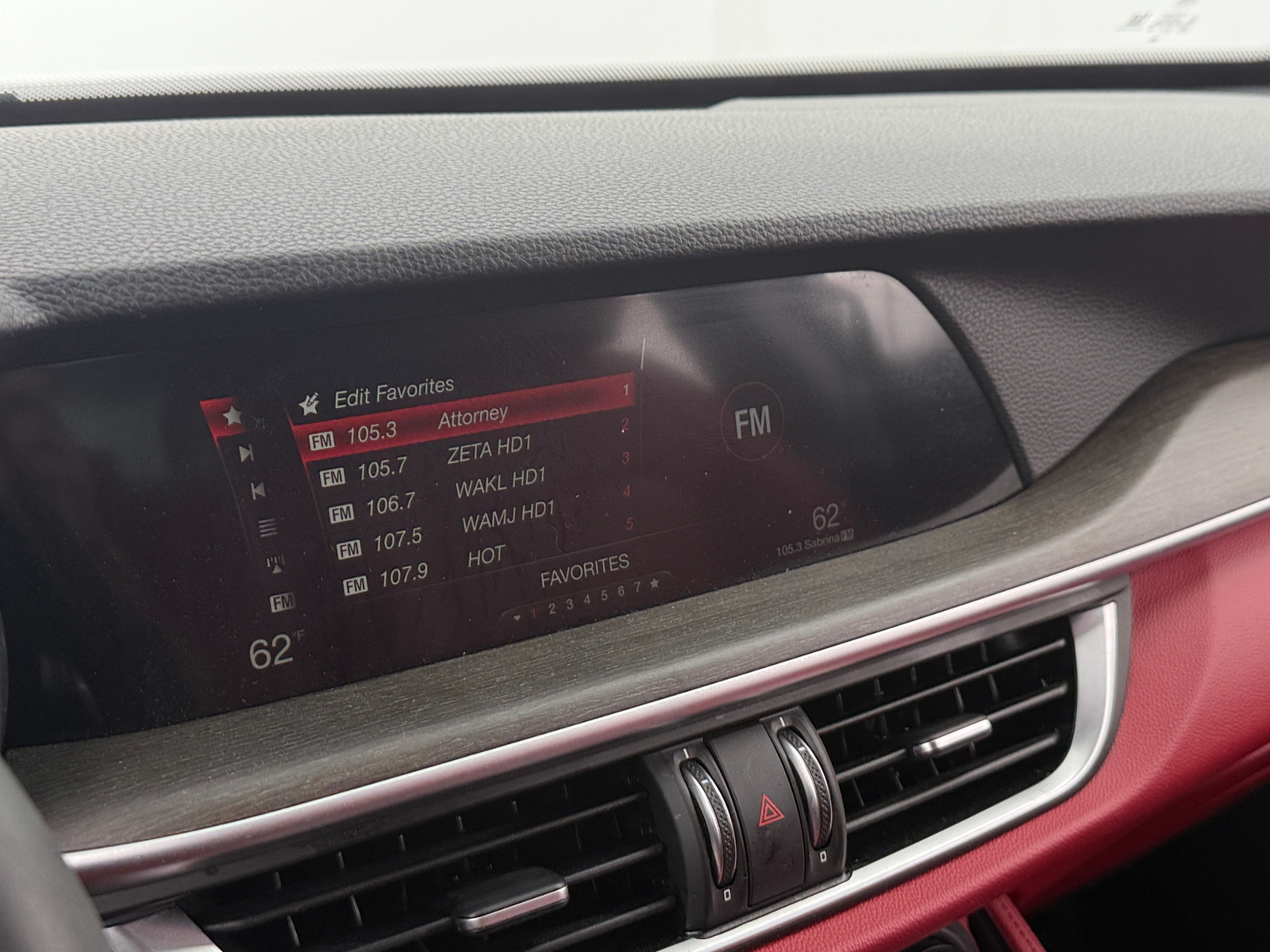 Thumbnail: 2019 Alfa Romeo Stelvio - 4