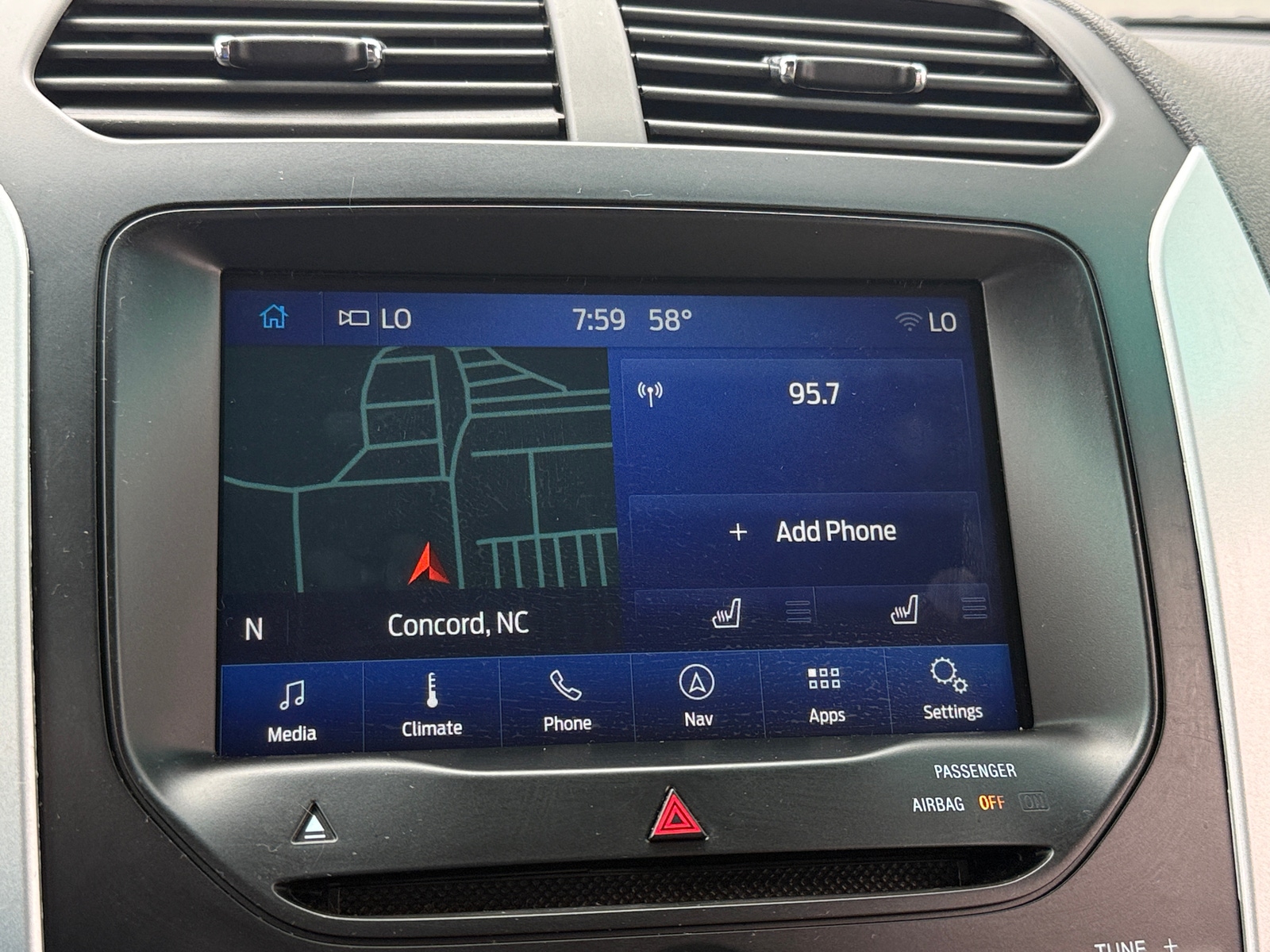 Thumbnail: 2014 Ford Explorer - 3