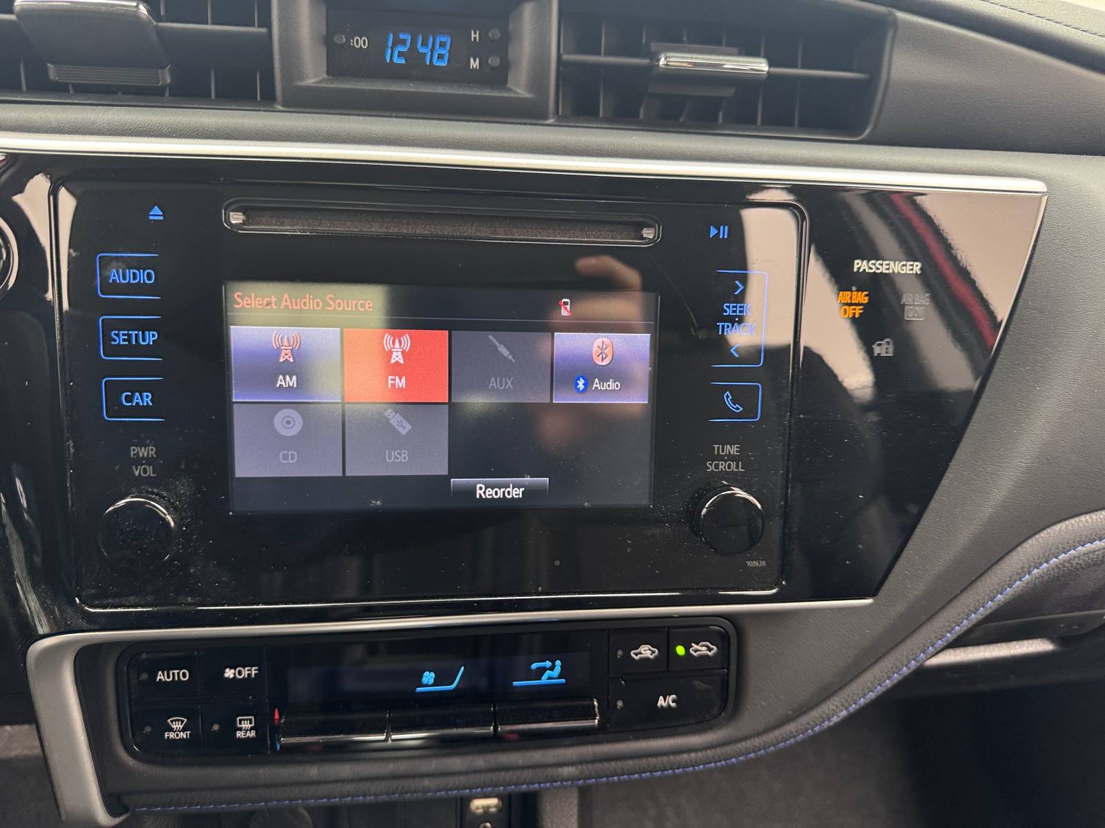 Thumbnail: 2017 Toyota Corolla - 4