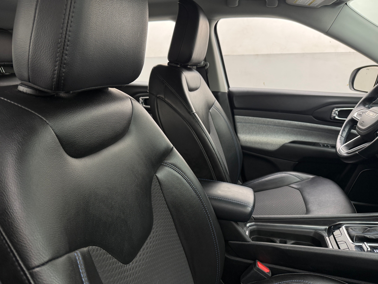 Thumbnail: 2022 Jeep Compass - 2