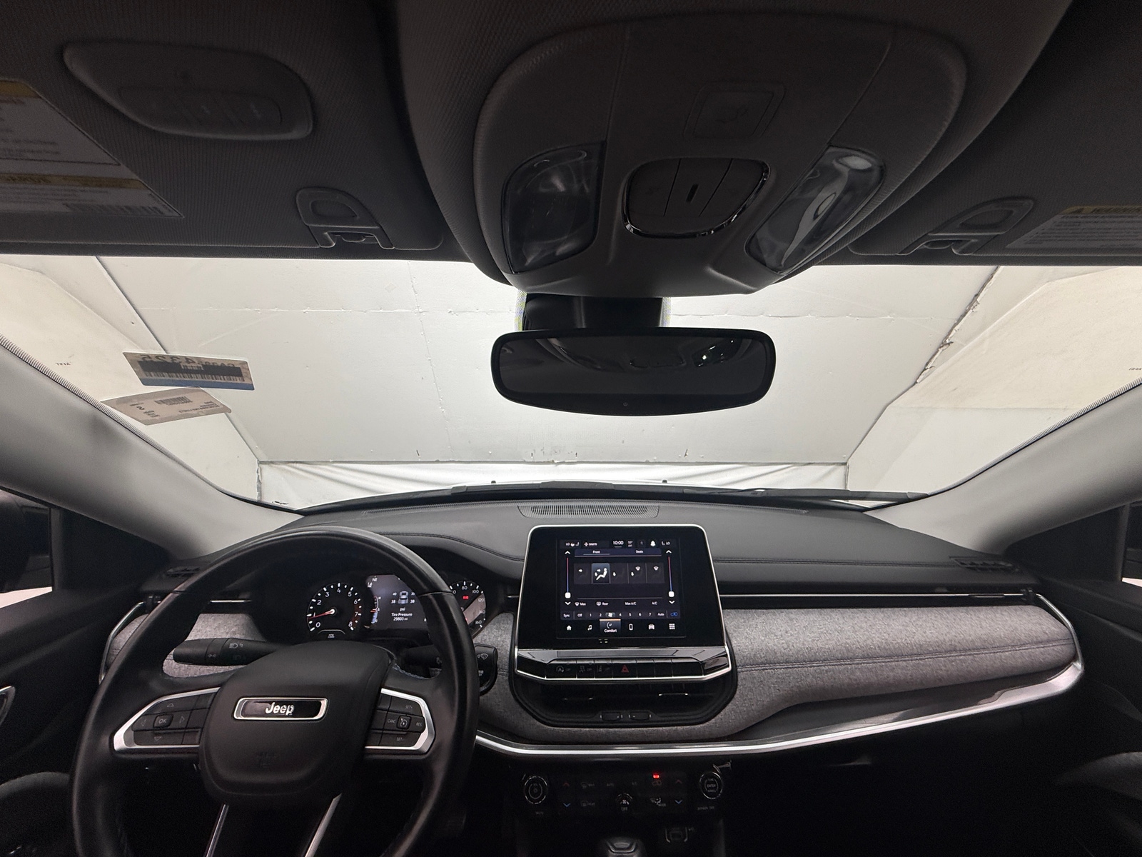 Thumbnail: 2022 Jeep Compass - 3