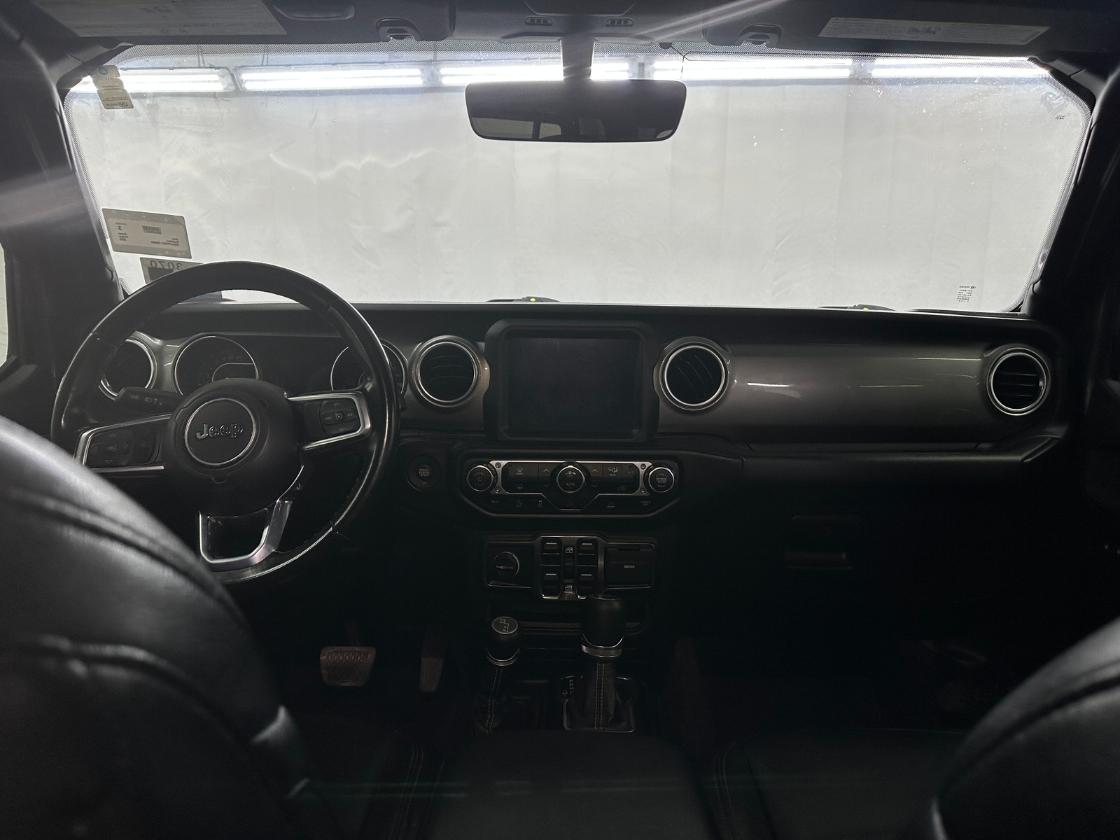 Thumbnail: 2020 Jeep Gladiator - 3