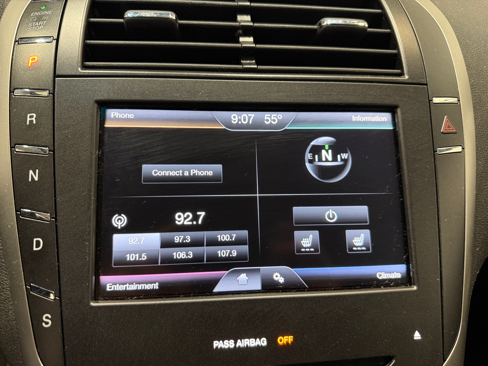 Thumbnail: 2014 Lincoln MKZ - 3