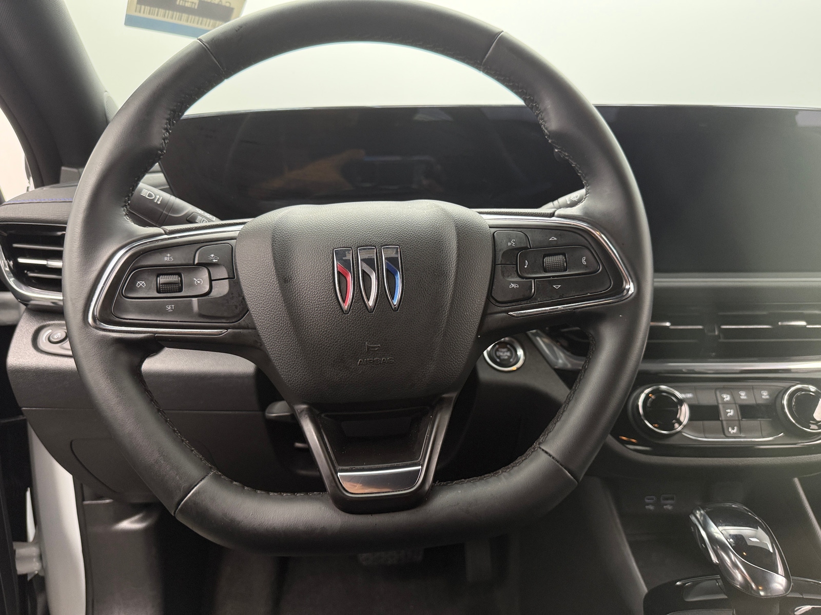 Thumbnail: 2025 Buick Envista - 4