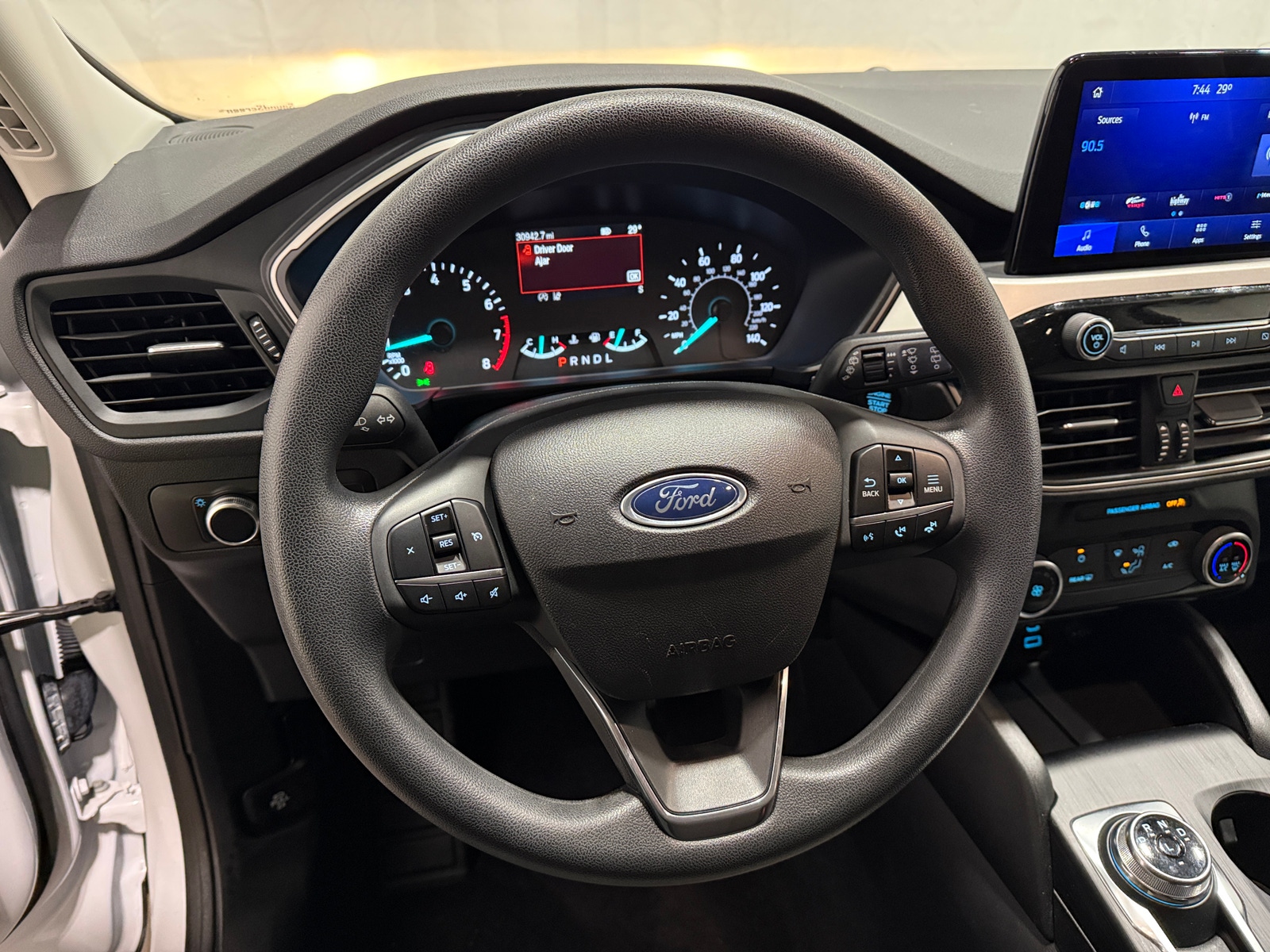 Thumbnail: 2022 Ford Escape - 5