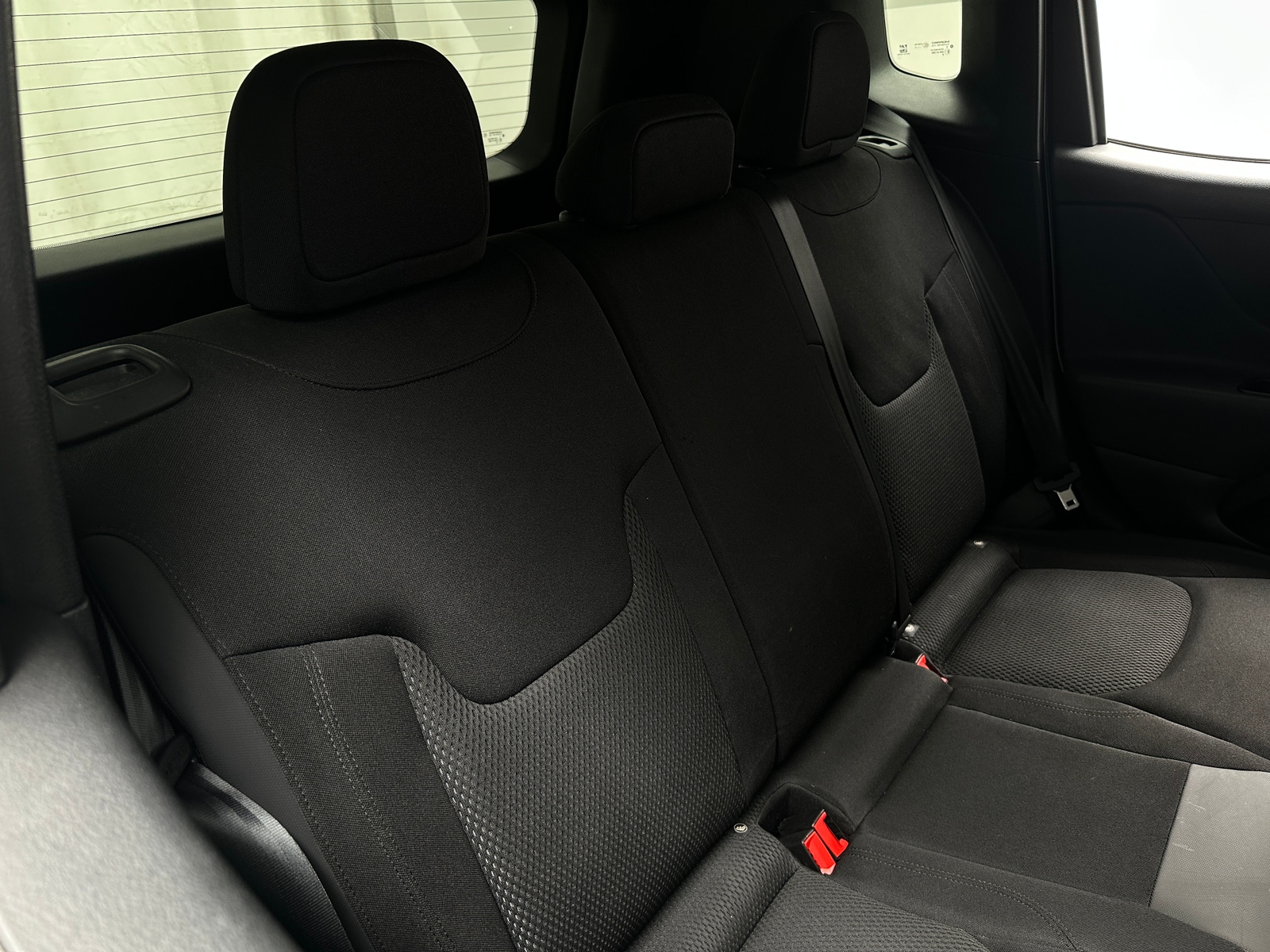 Thumbnail: 2020 Jeep Renegade - 6