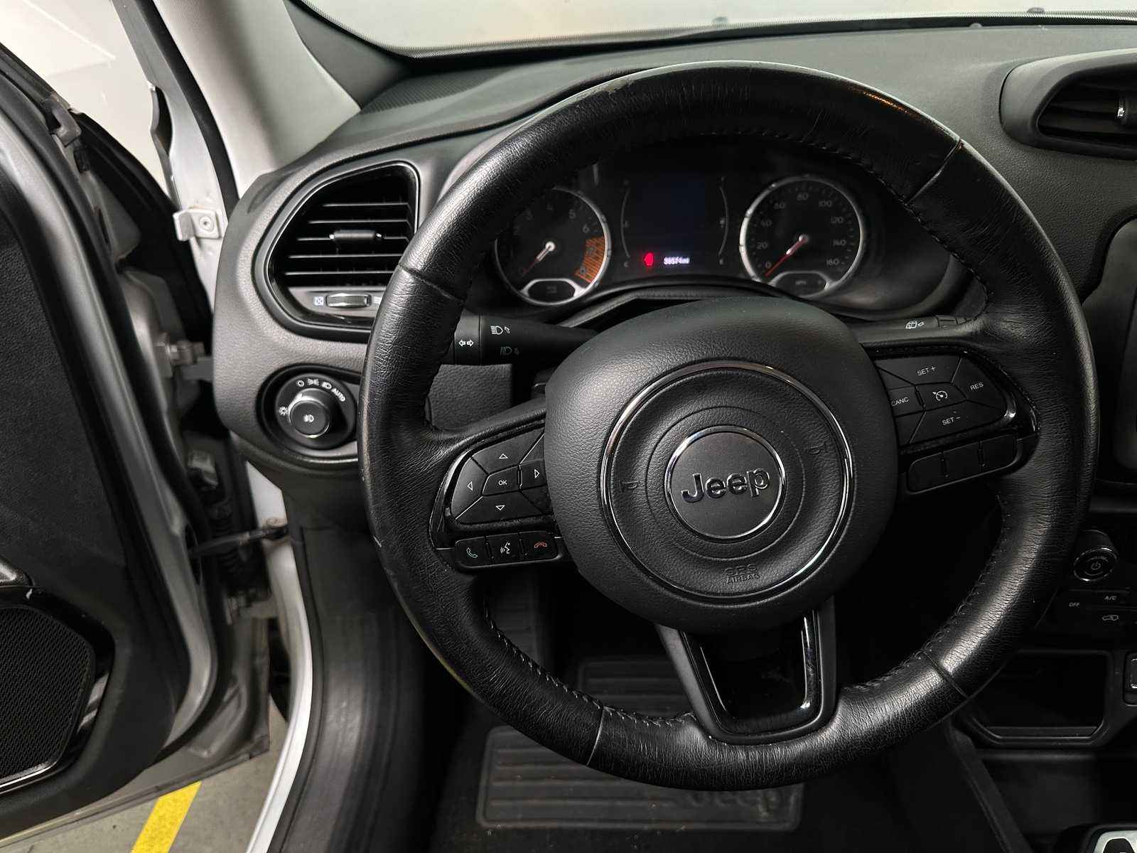 Thumbnail: 2020 Jeep Renegade - 5