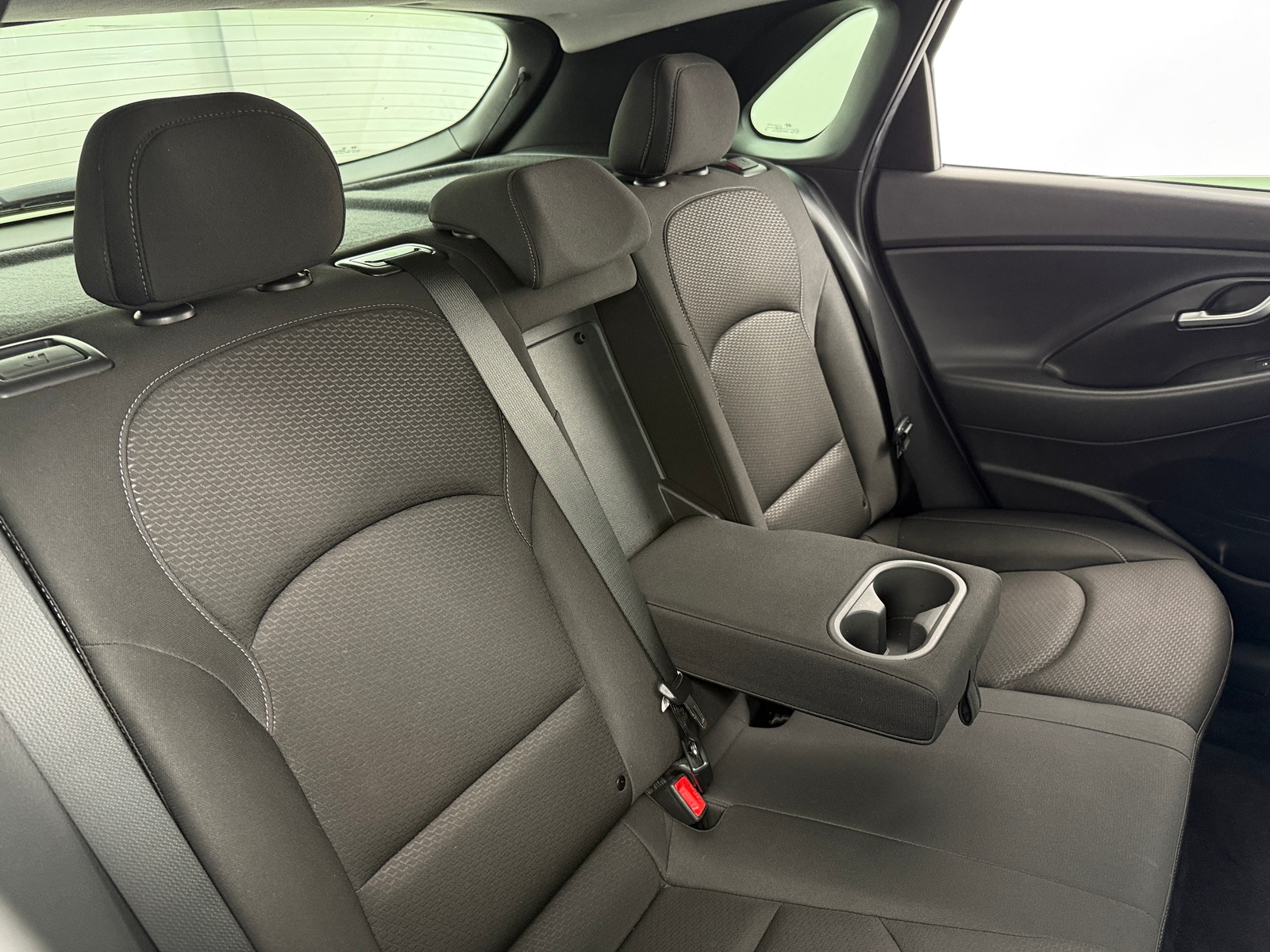 Thumbnail: 2020 Hyundai Elantra - 6