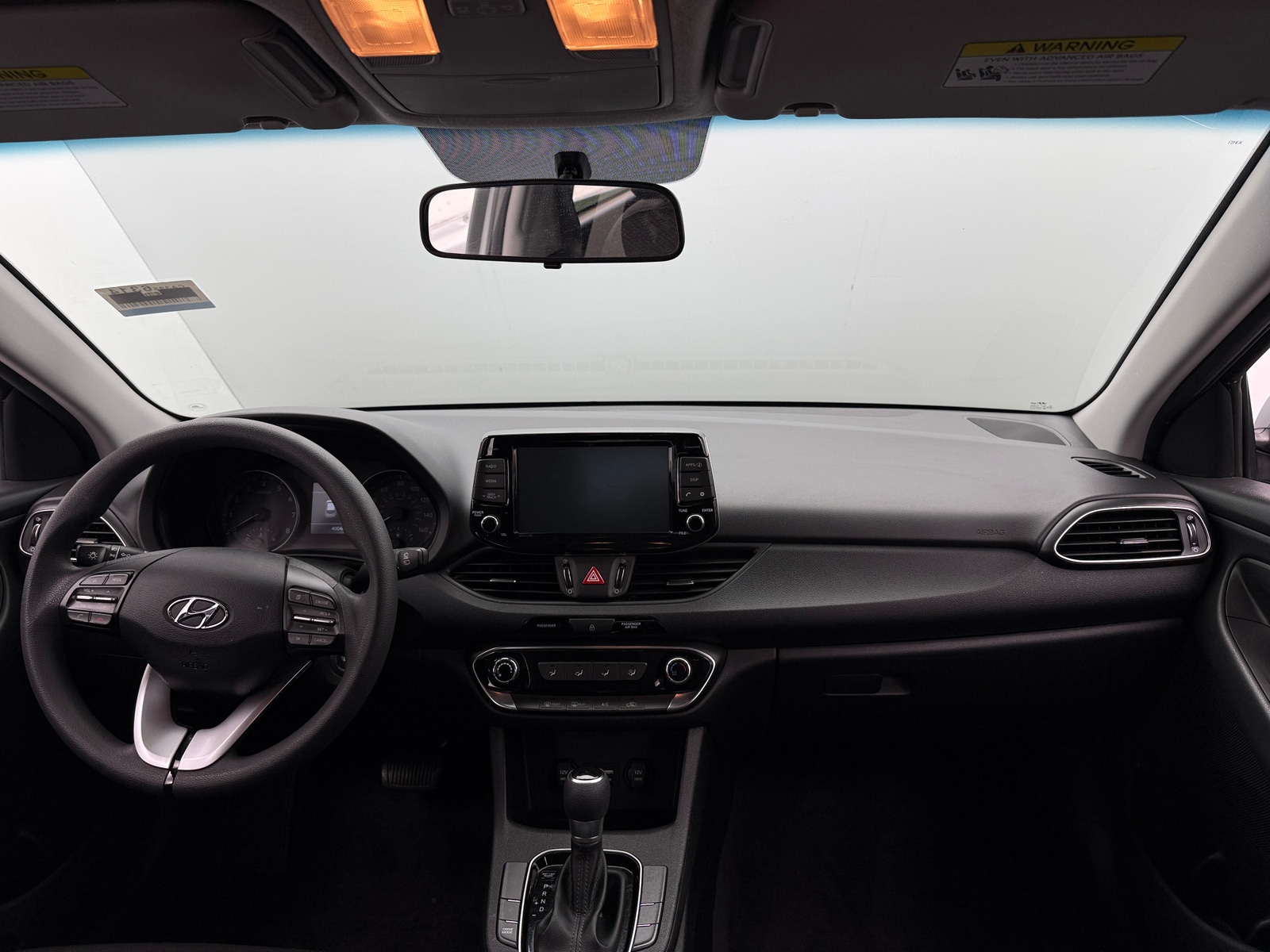 Thumbnail: 2020 Hyundai Elantra - 3