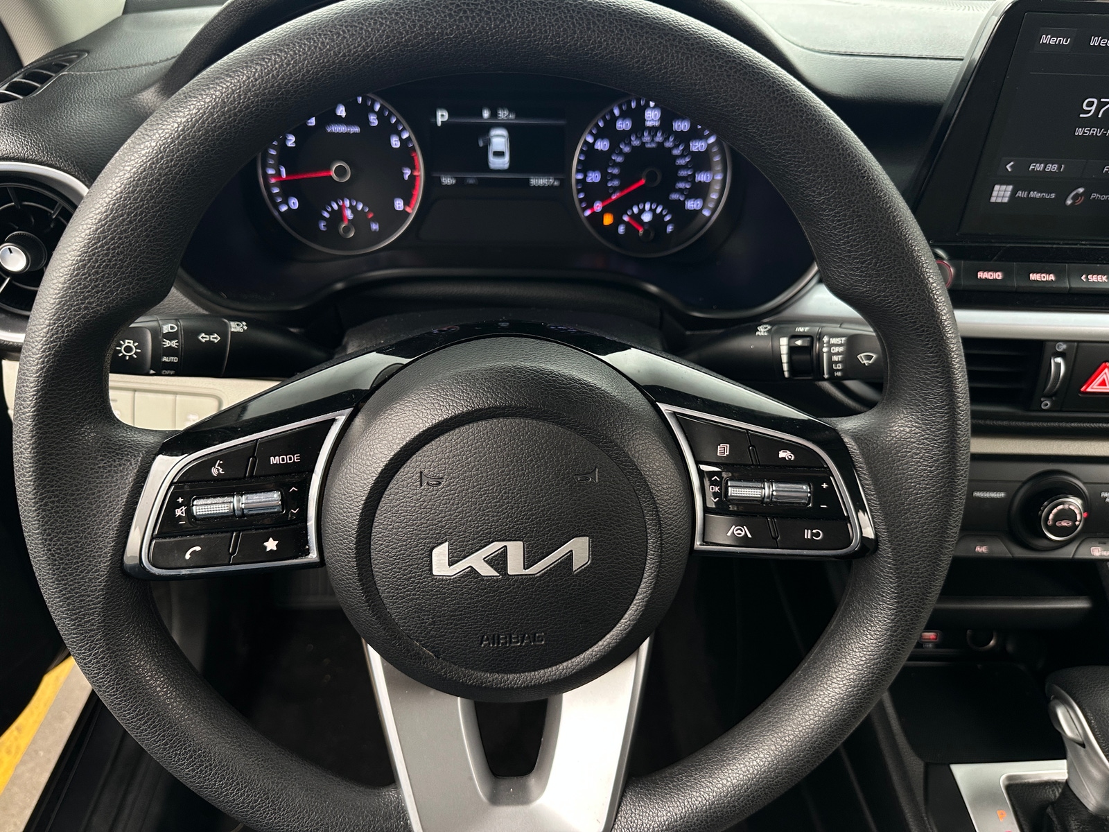 Thumbnail: 2023 Kia Forte - 5