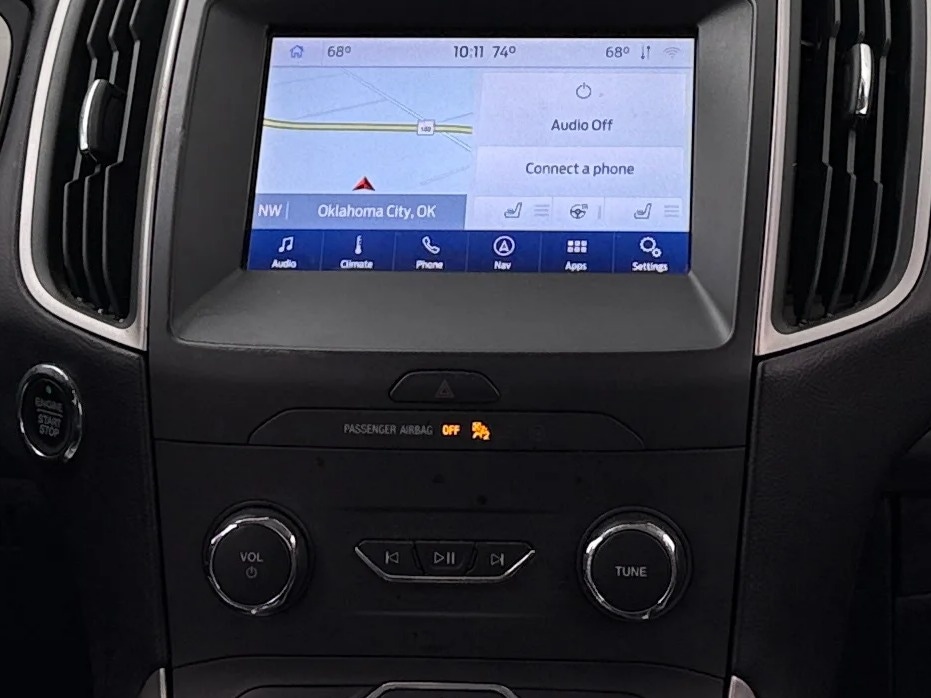 Thumbnail: 2020 Ford Edge - 3