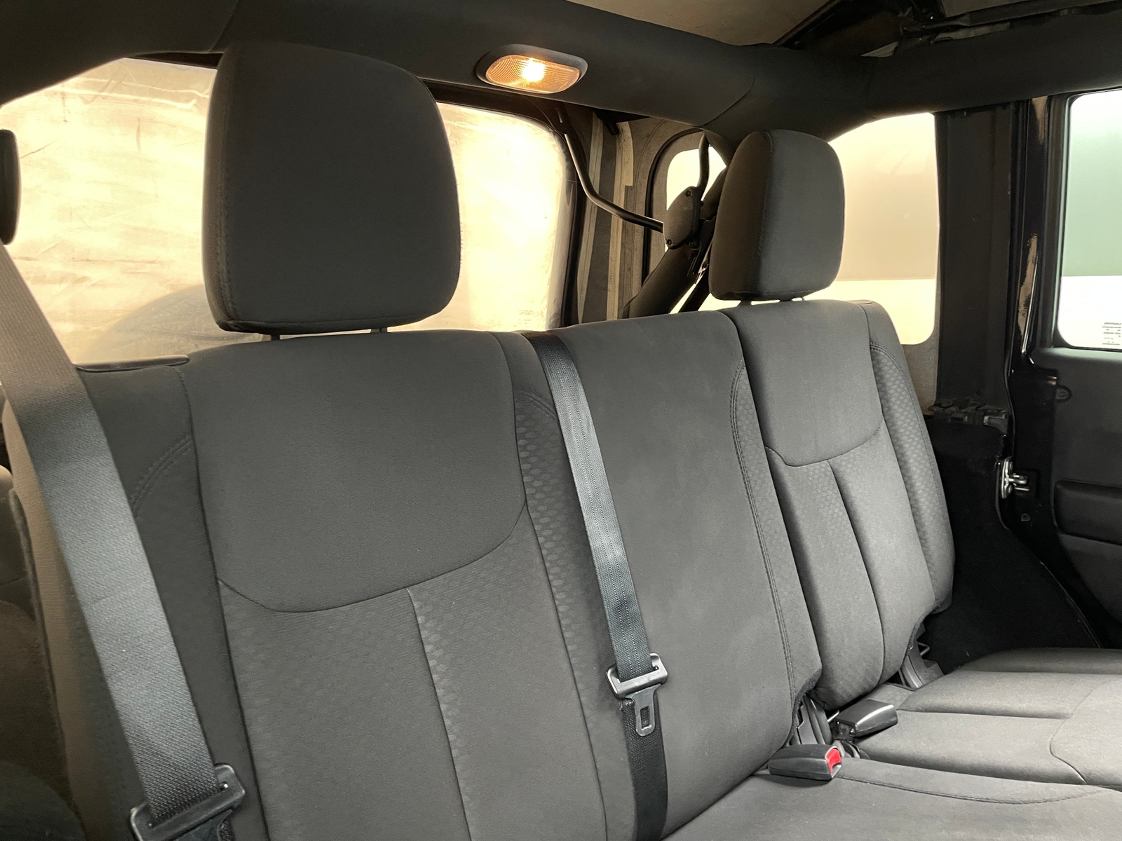 Thumbnail: 2016 Jeep Wrangler - 6