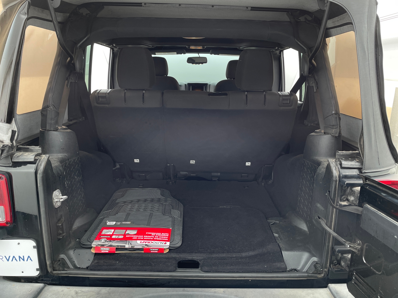 Thumbnail: 2016 Jeep Wrangler - 7