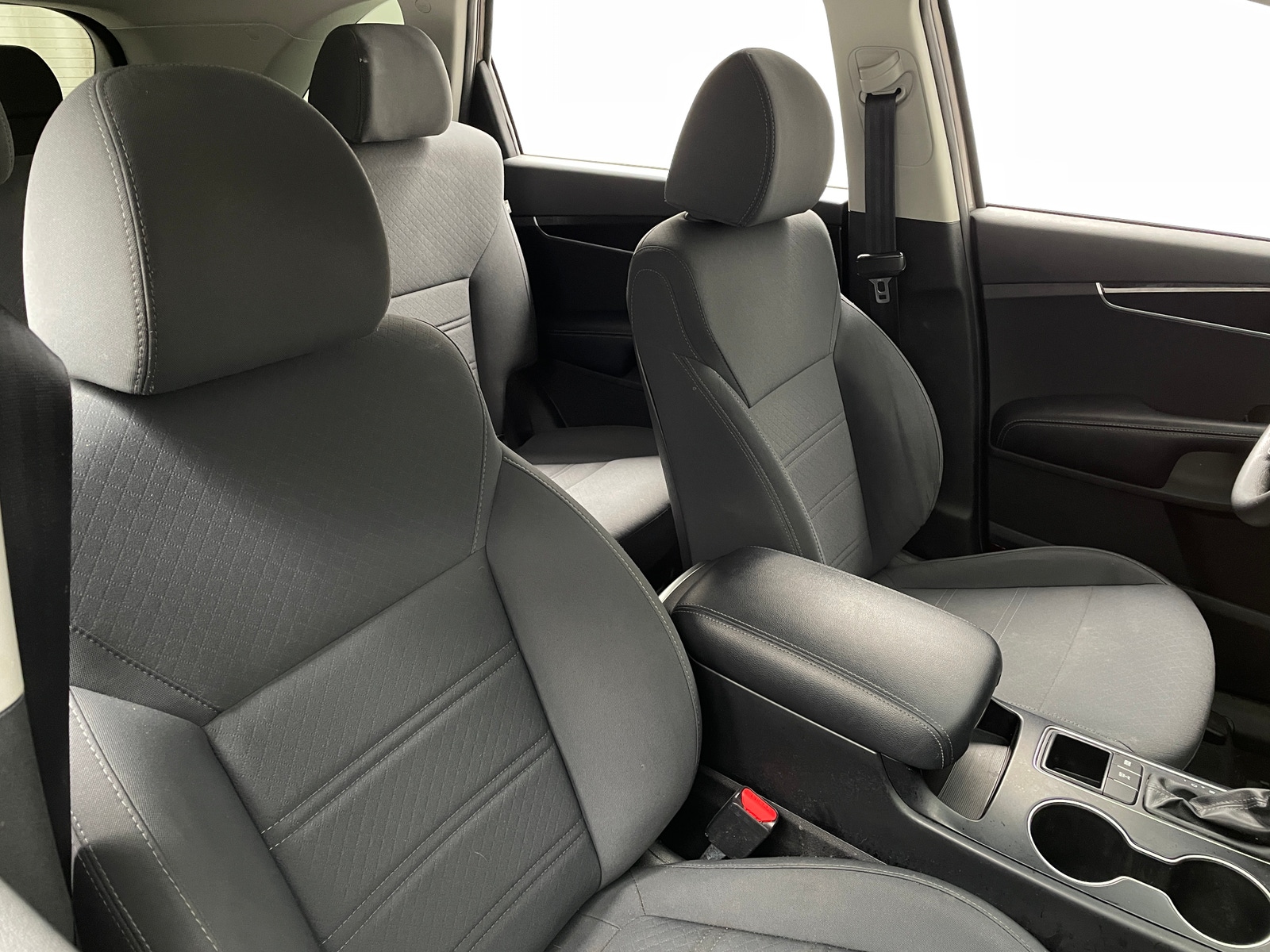 Thumbnail: 2019 Kia Sorento - 2