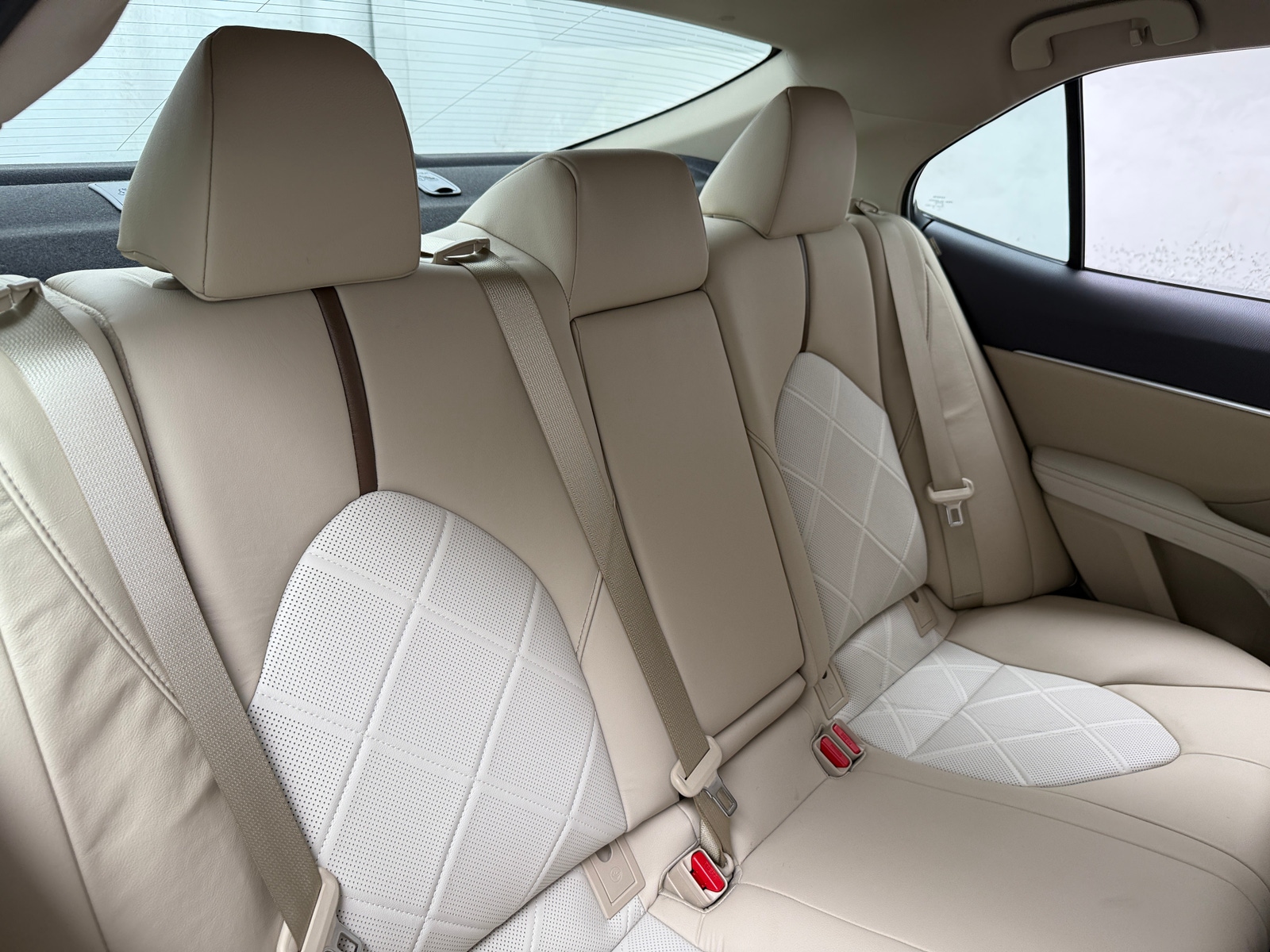 Thumbnail: 2019 Toyota Camry - 5