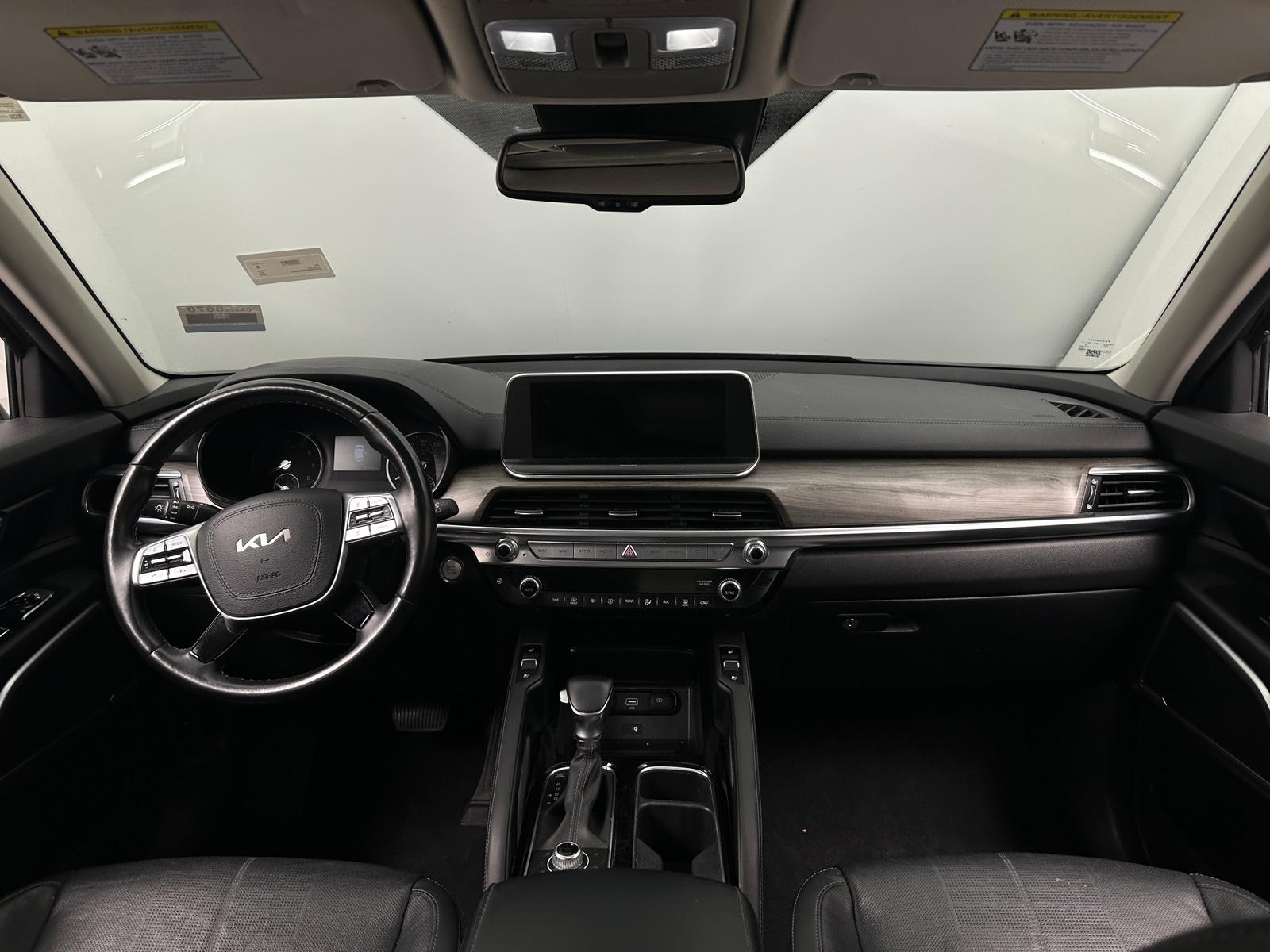 Thumbnail: 2022 Kia Telluride - 2