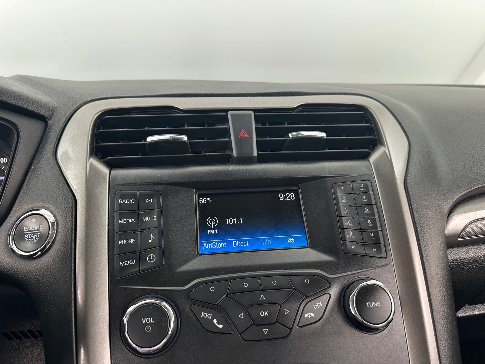 Thumbnail: 2019 Ford Fusion - 4