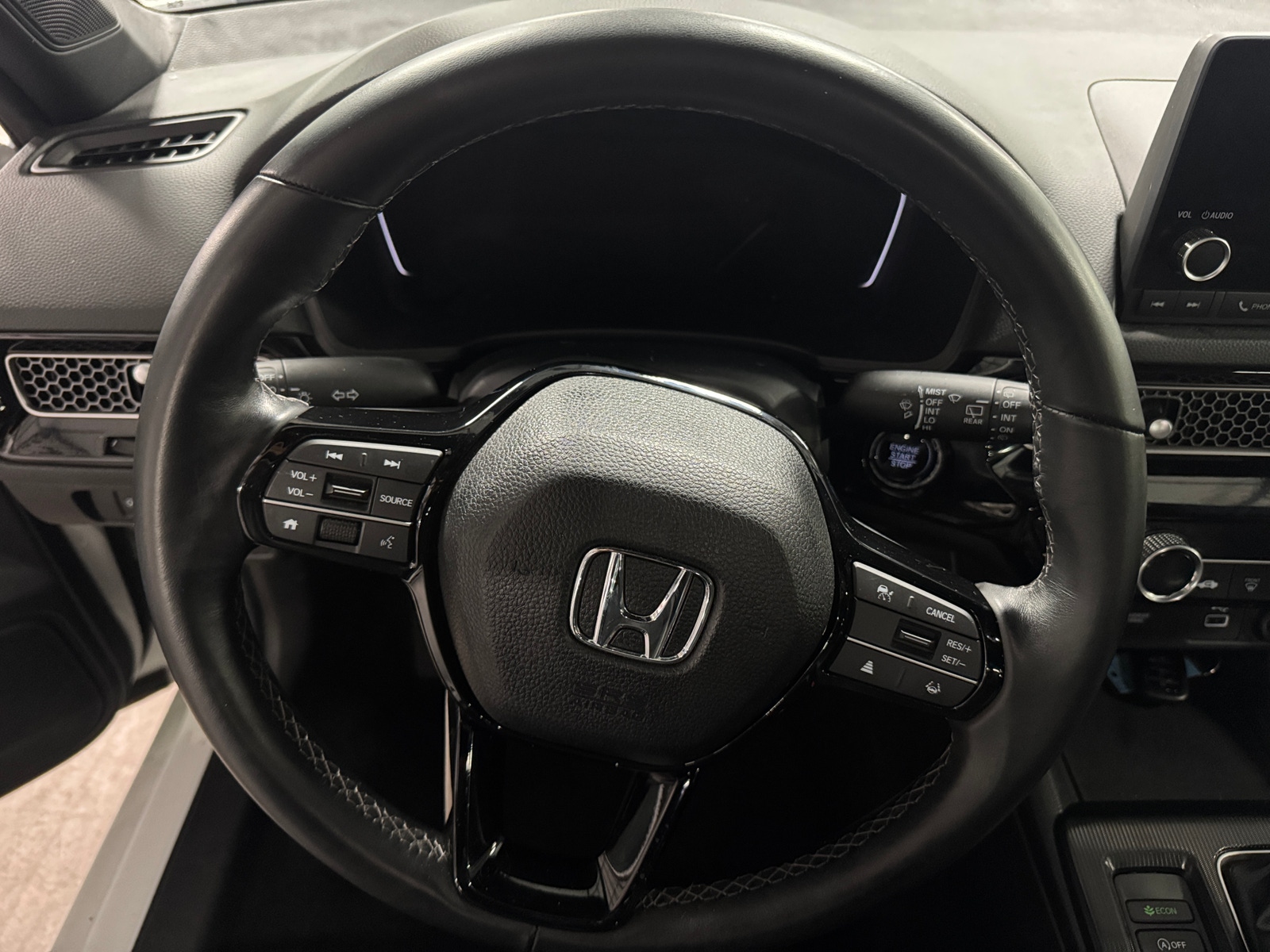 Thumbnail: 2023 Honda Civic - 5