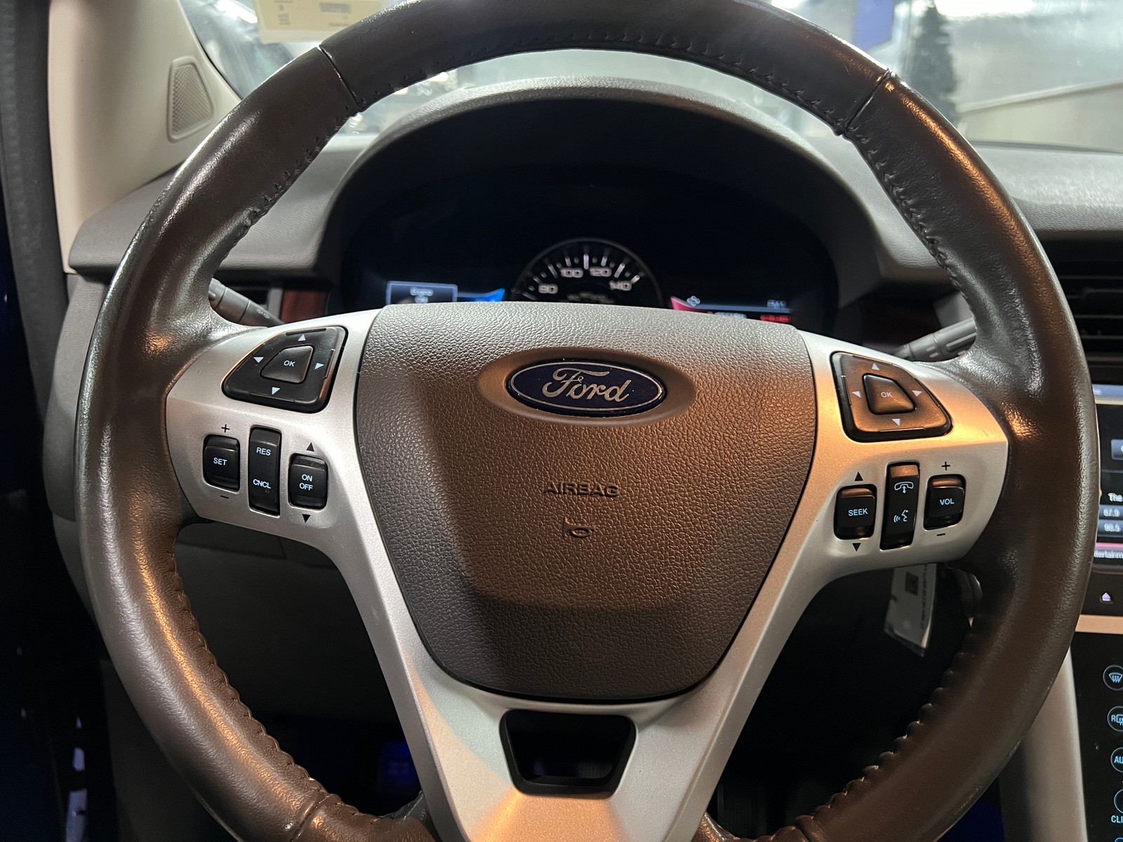 Thumbnail: 2014 Ford Edge - 4