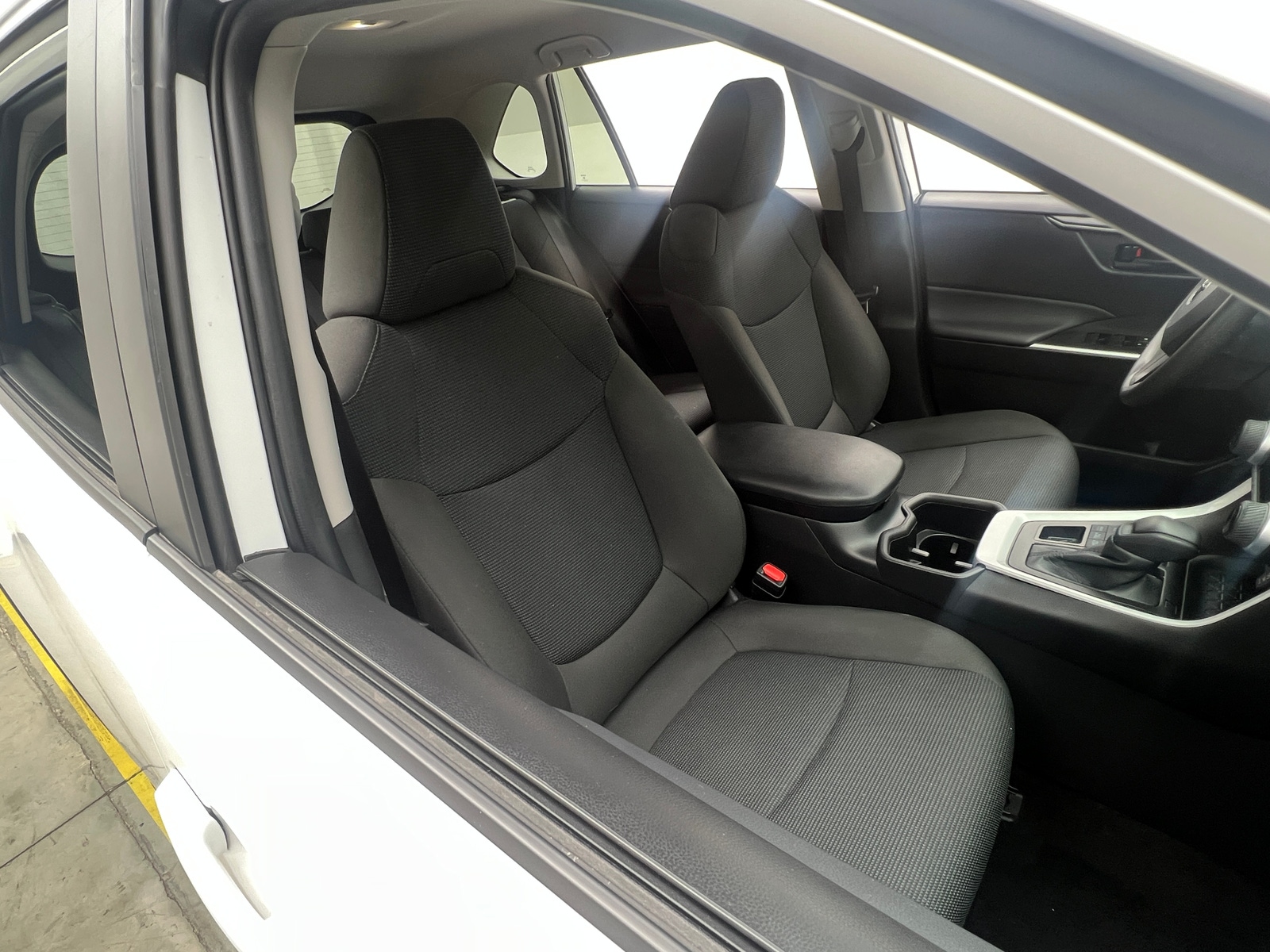 Thumbnail: 2025 Toyota RAV4 - 2