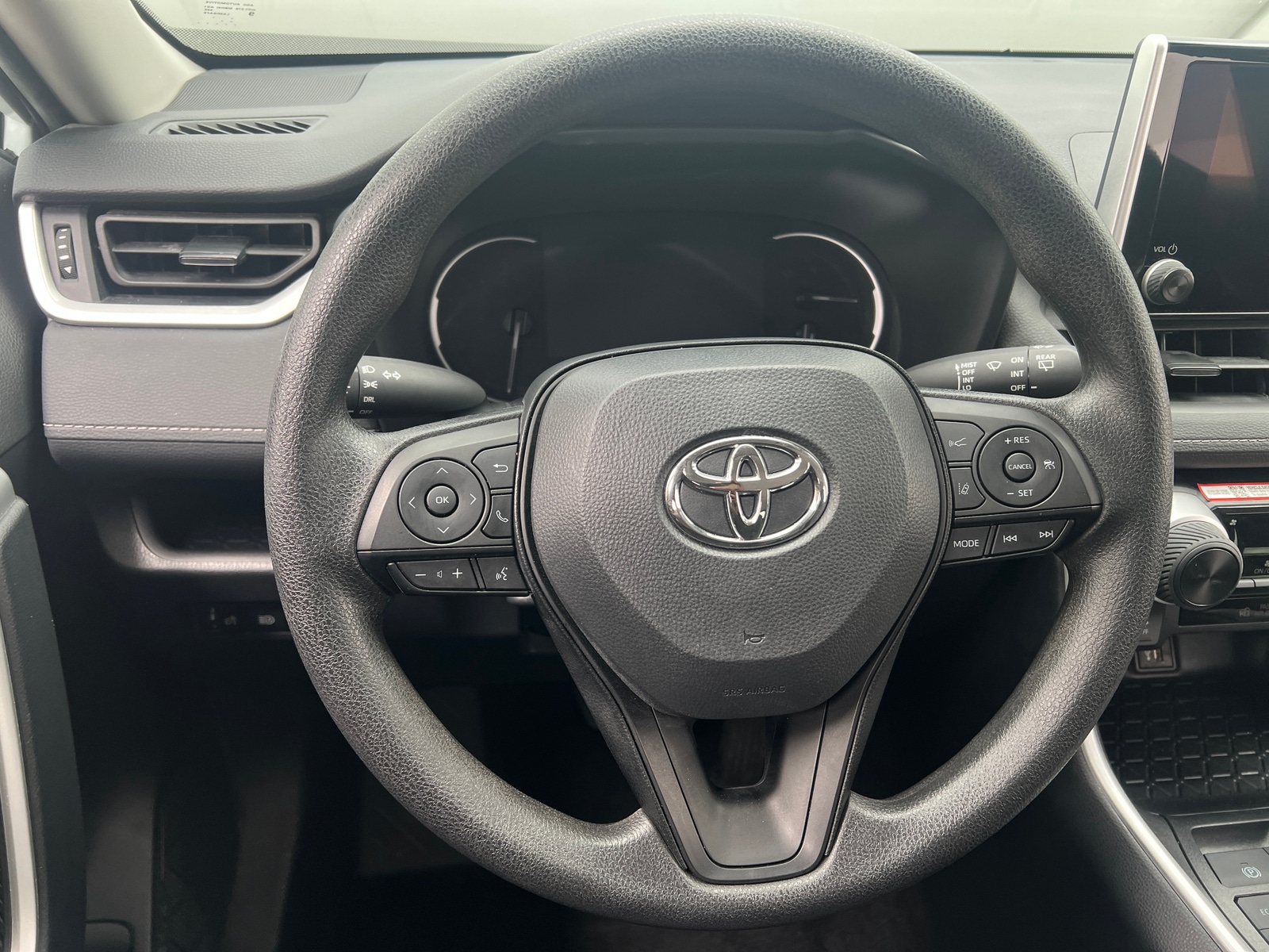 Thumbnail: 2025 Toyota RAV4 - 5