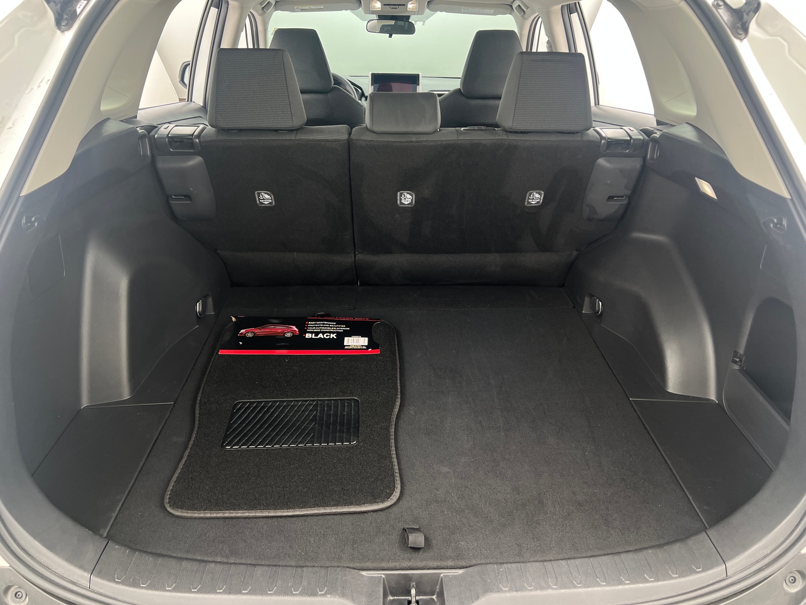 Thumbnail: 2025 Toyota RAV4 - 7