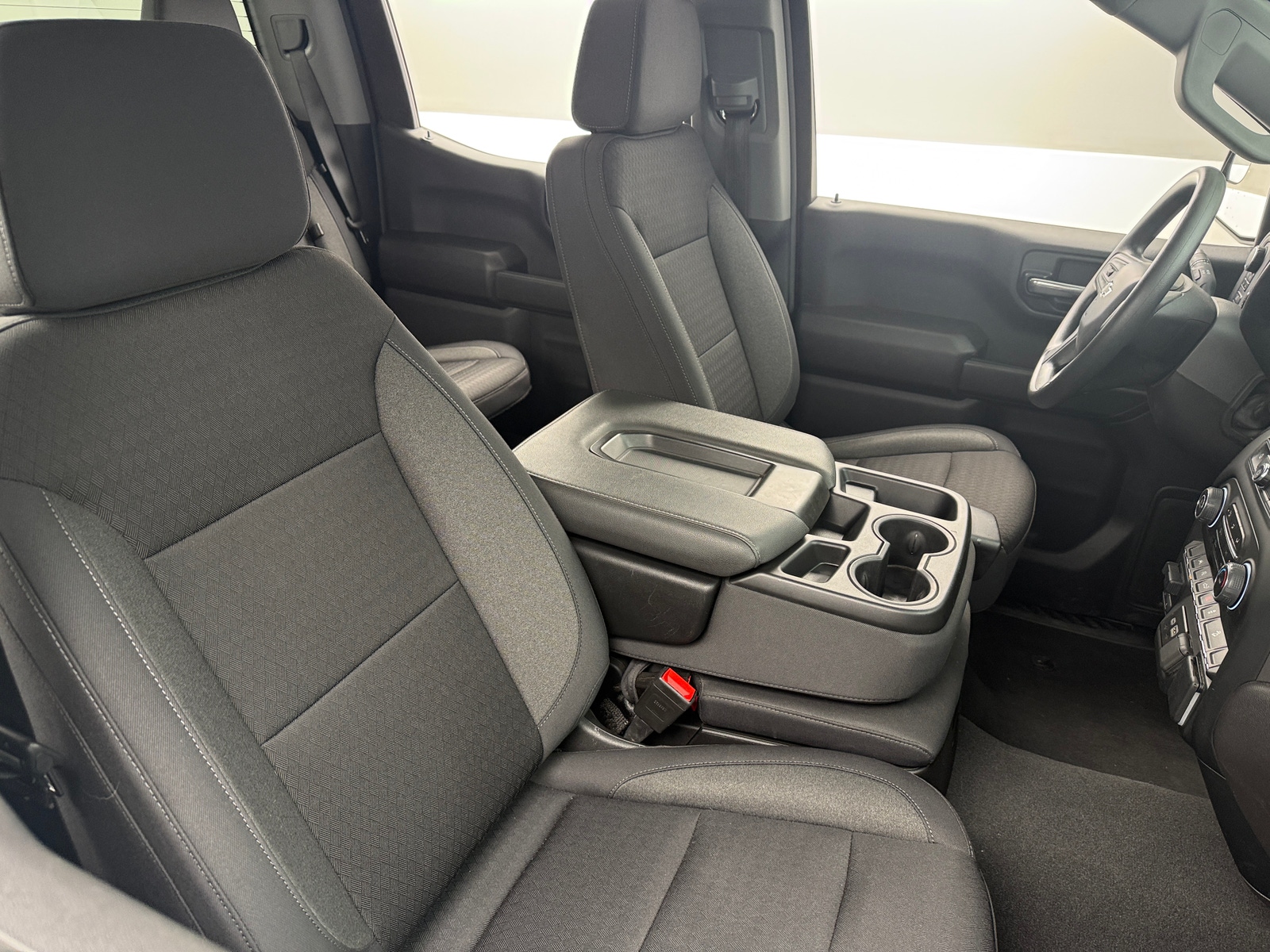 Thumbnail: 2024 Chevrolet Silverado 1500 - 2