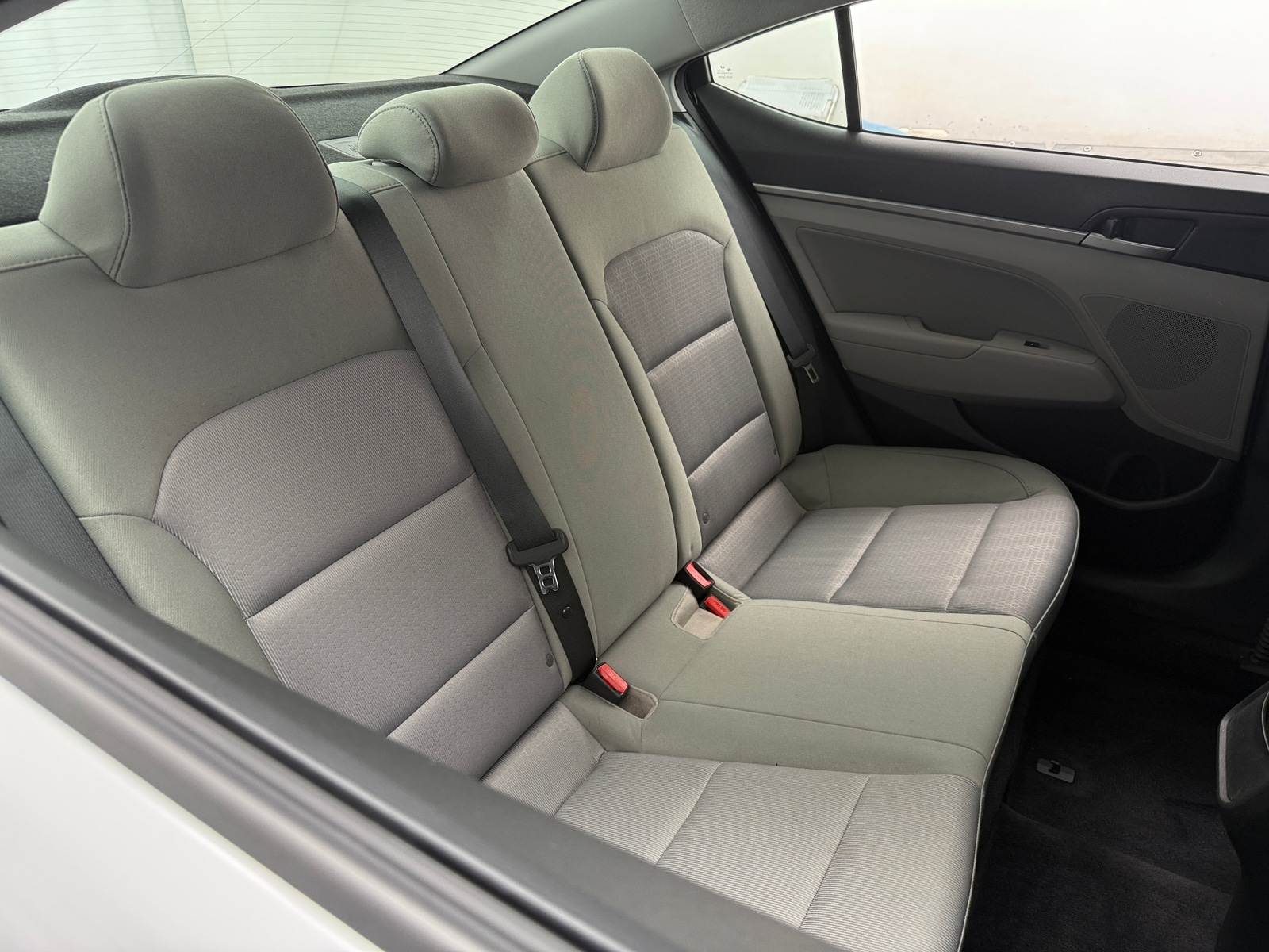 Thumbnail: 2017 Hyundai Elantra - 6