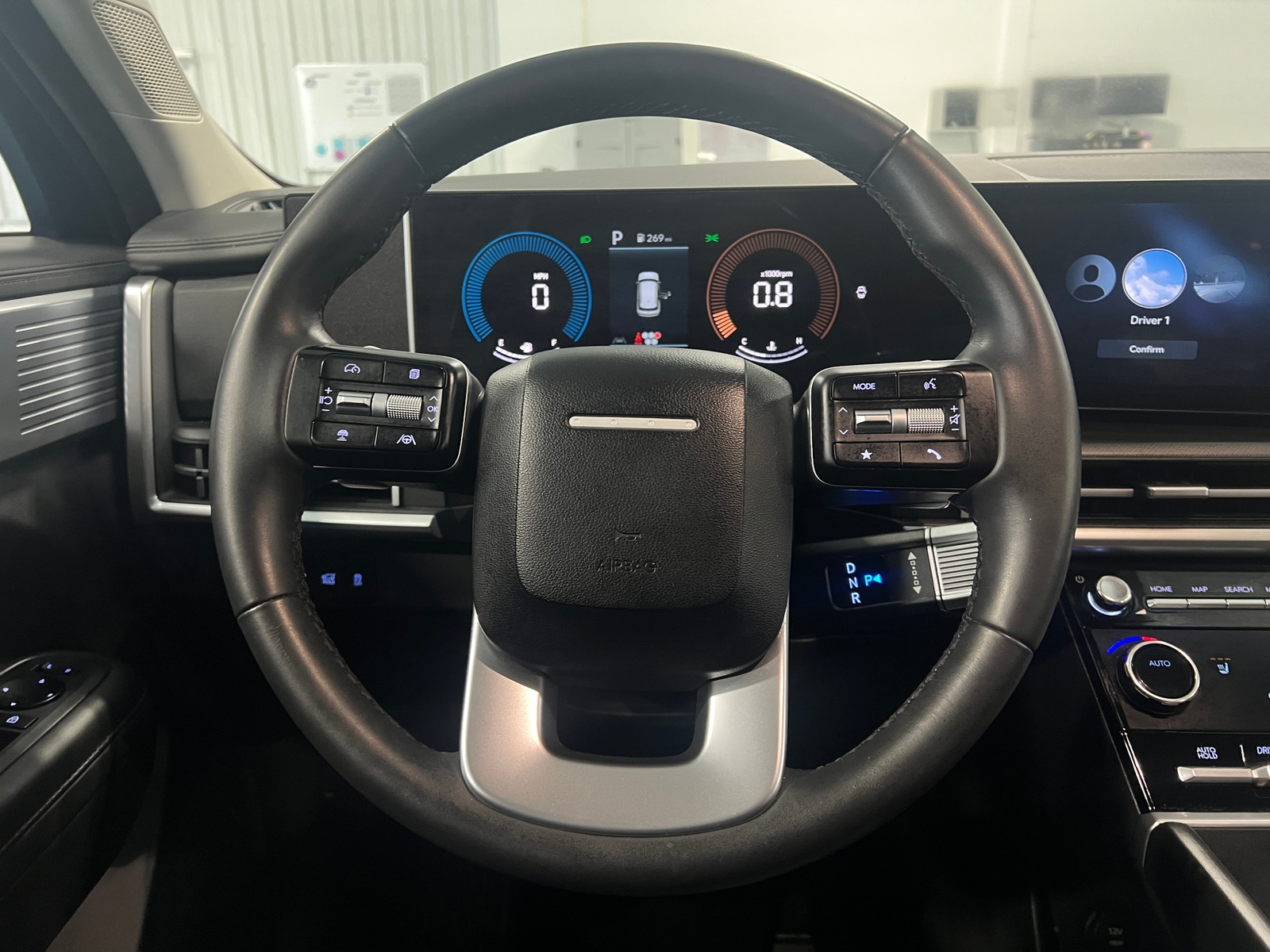 Thumbnail: 2025 Hyundai Santa Fe - 4