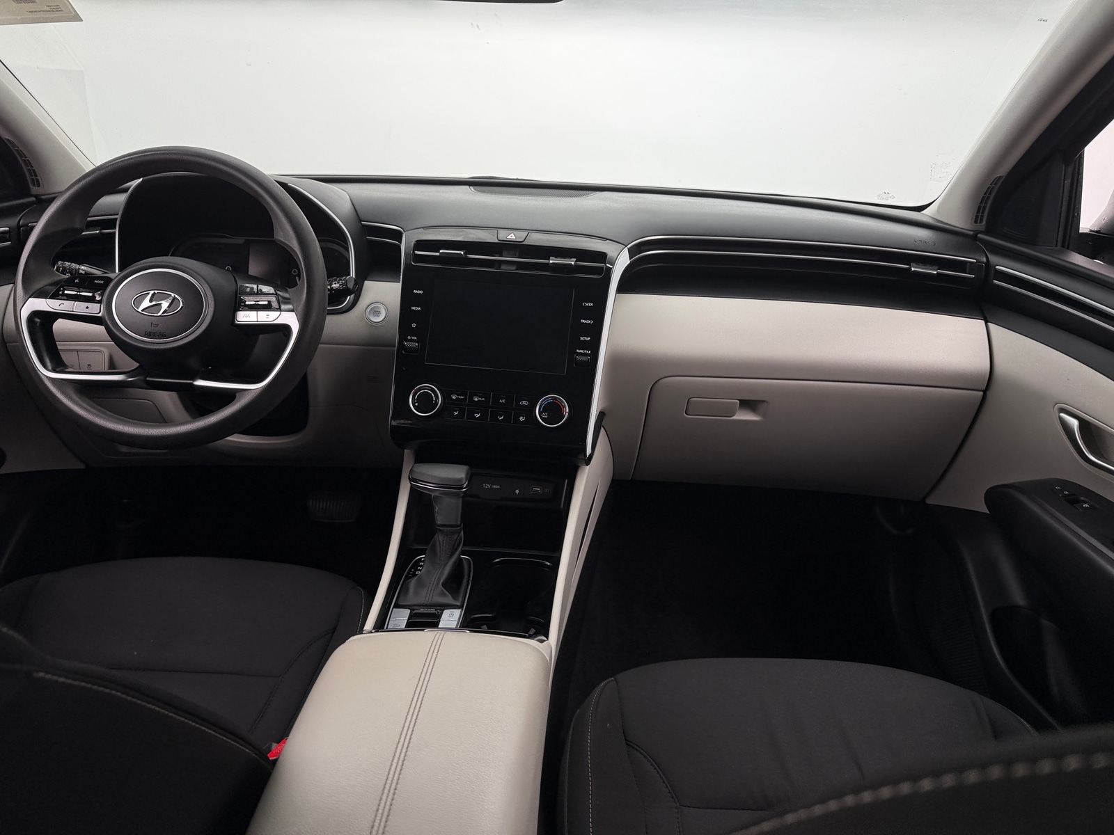 Thumbnail: 2023 Hyundai Tucson - 3