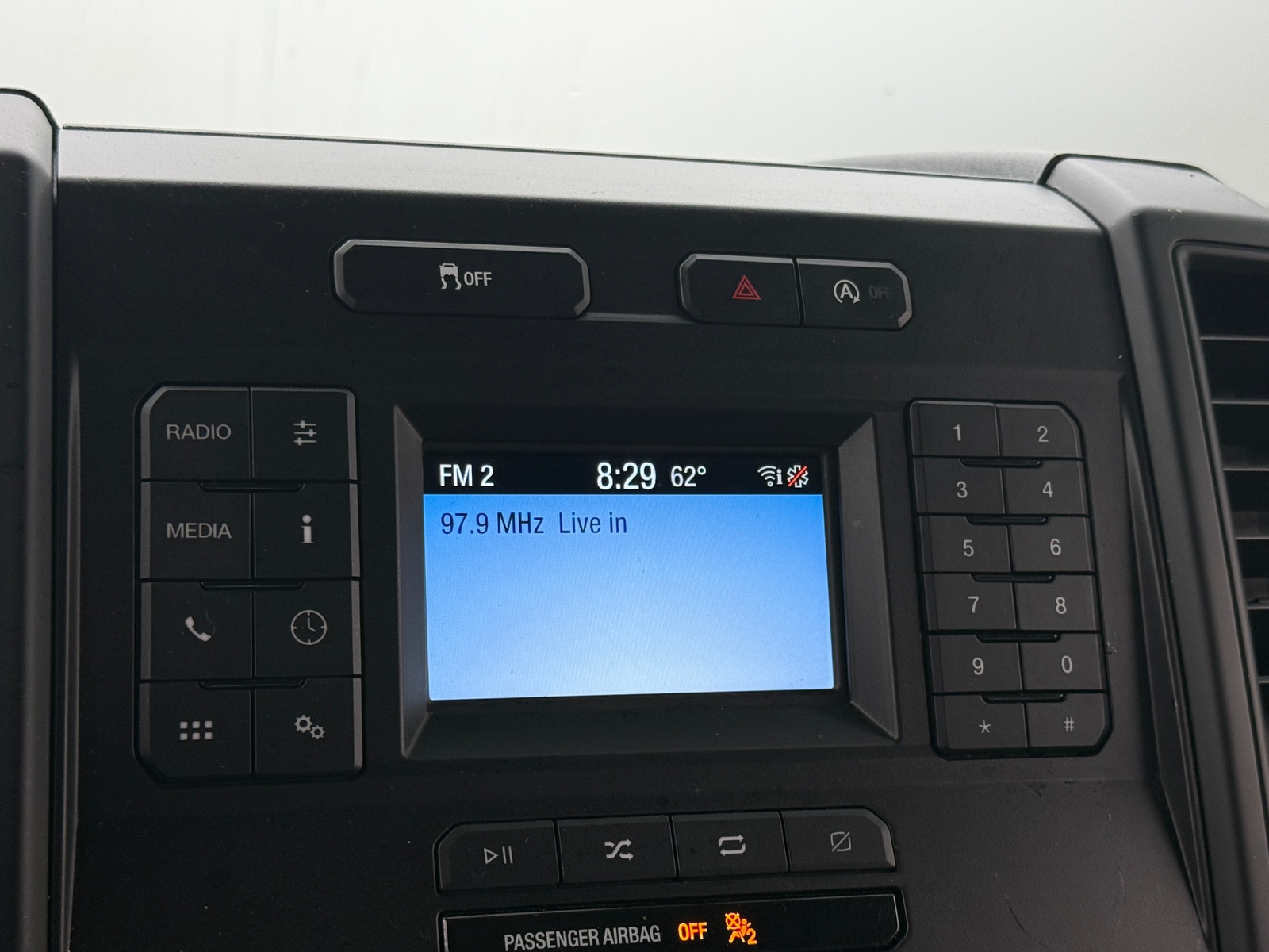 Thumbnail: 2020 Ford Econoline - 4