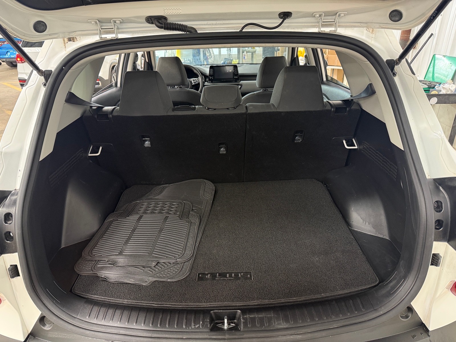 Thumbnail: 2023 Kia Seltos - 7